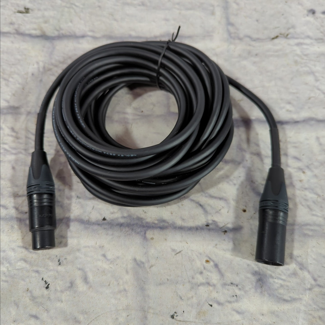Mogami Gold Studio XLR 25ft Cable