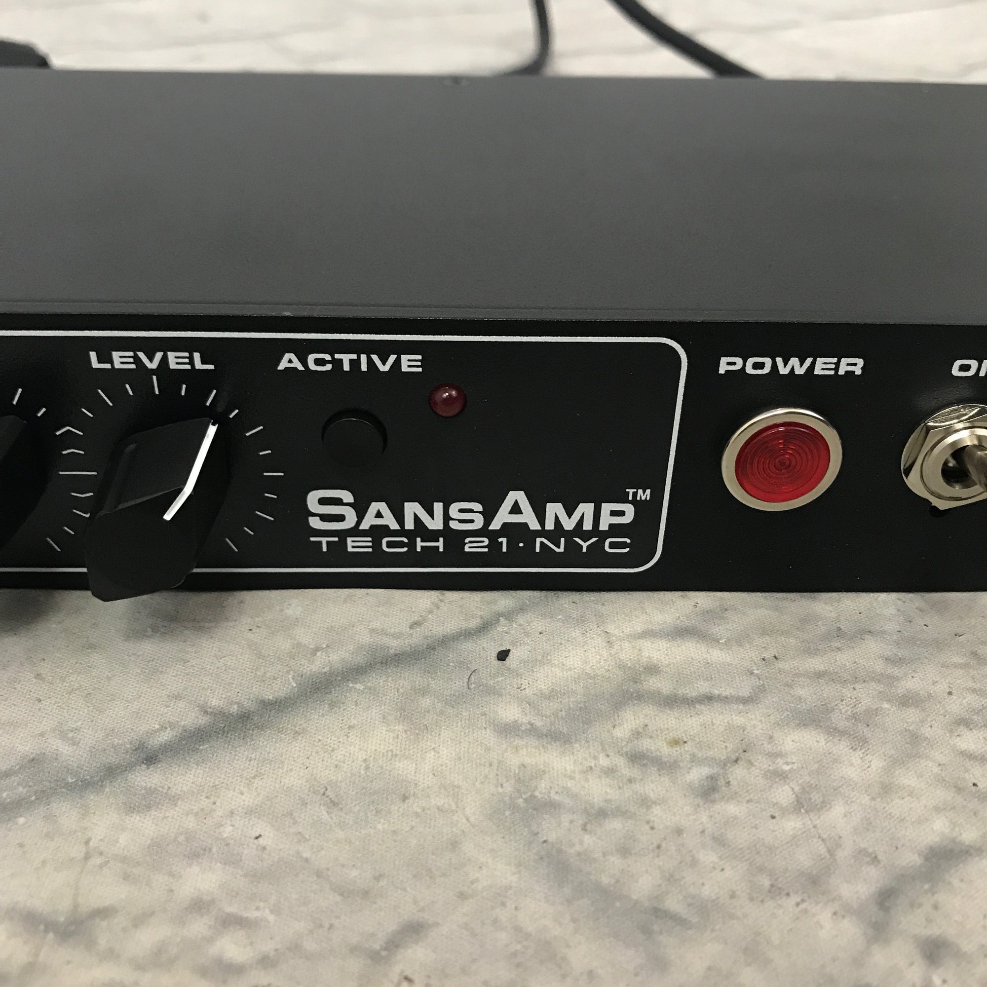 Tech 21 SansAmp RBI Rack Bass Preamp