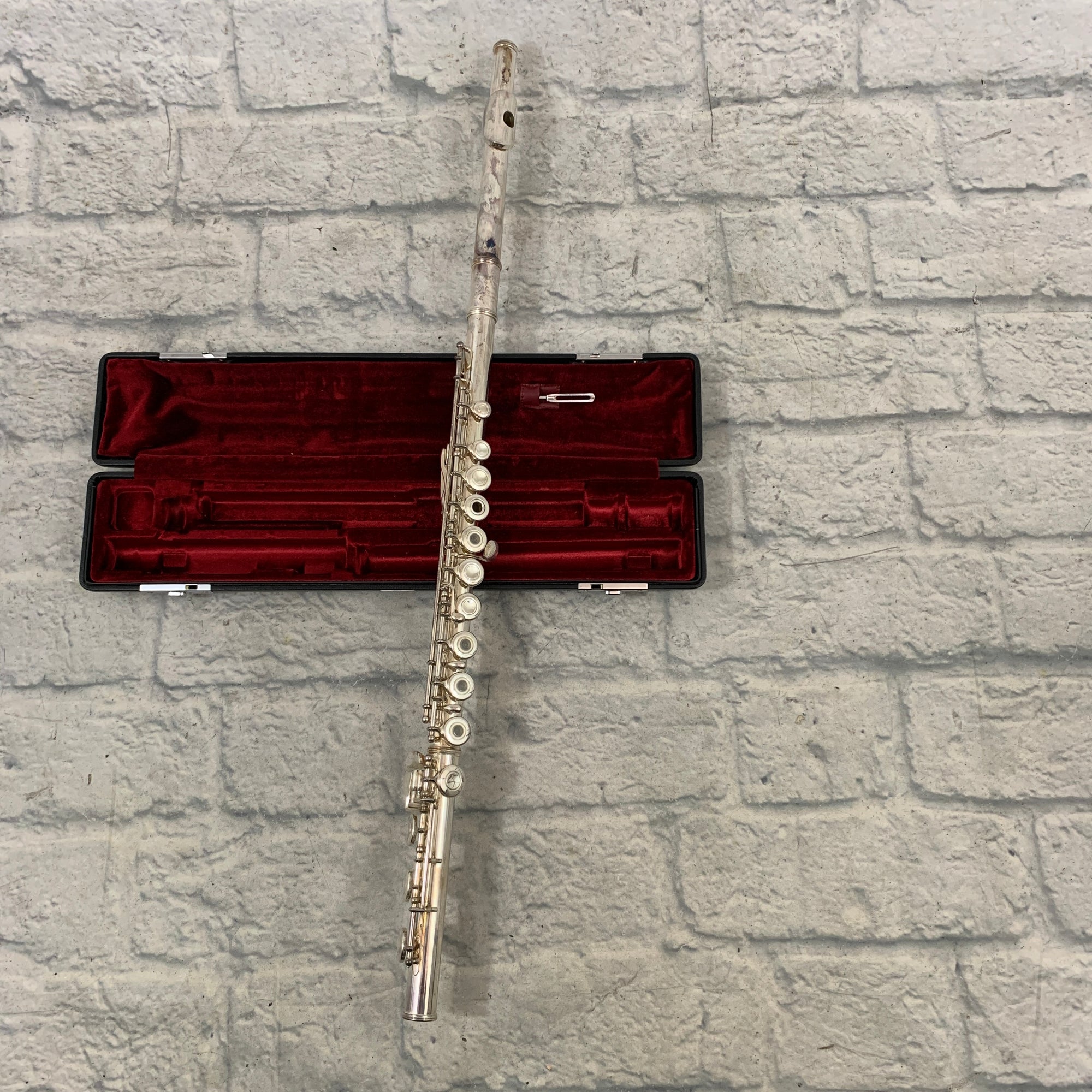 Yamaha YFL 481 Sterling Silver Flute With Case