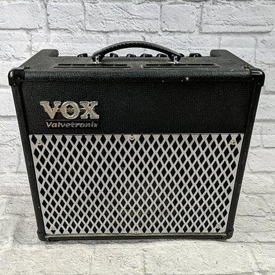 Vox Valvetronix Guitar Combo Amp