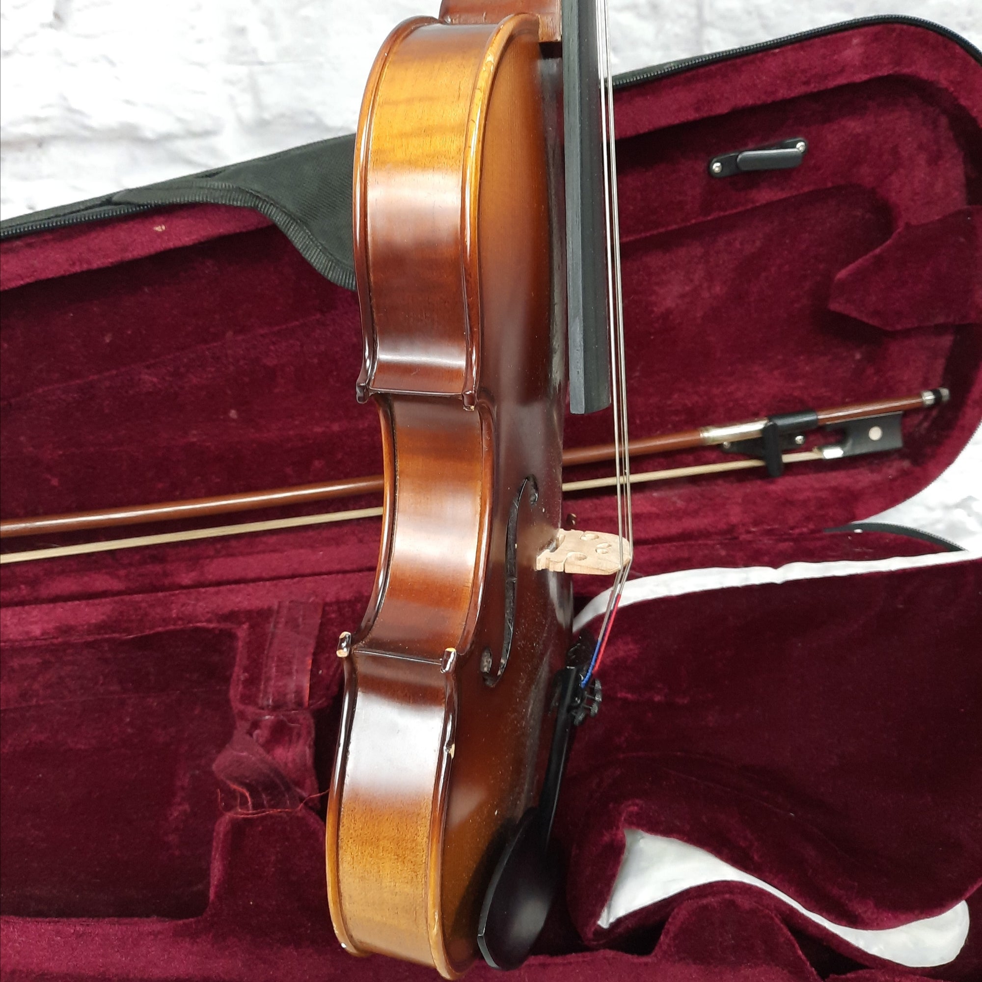 Oxford 13" Viola w/ Case and Bow - IS4797