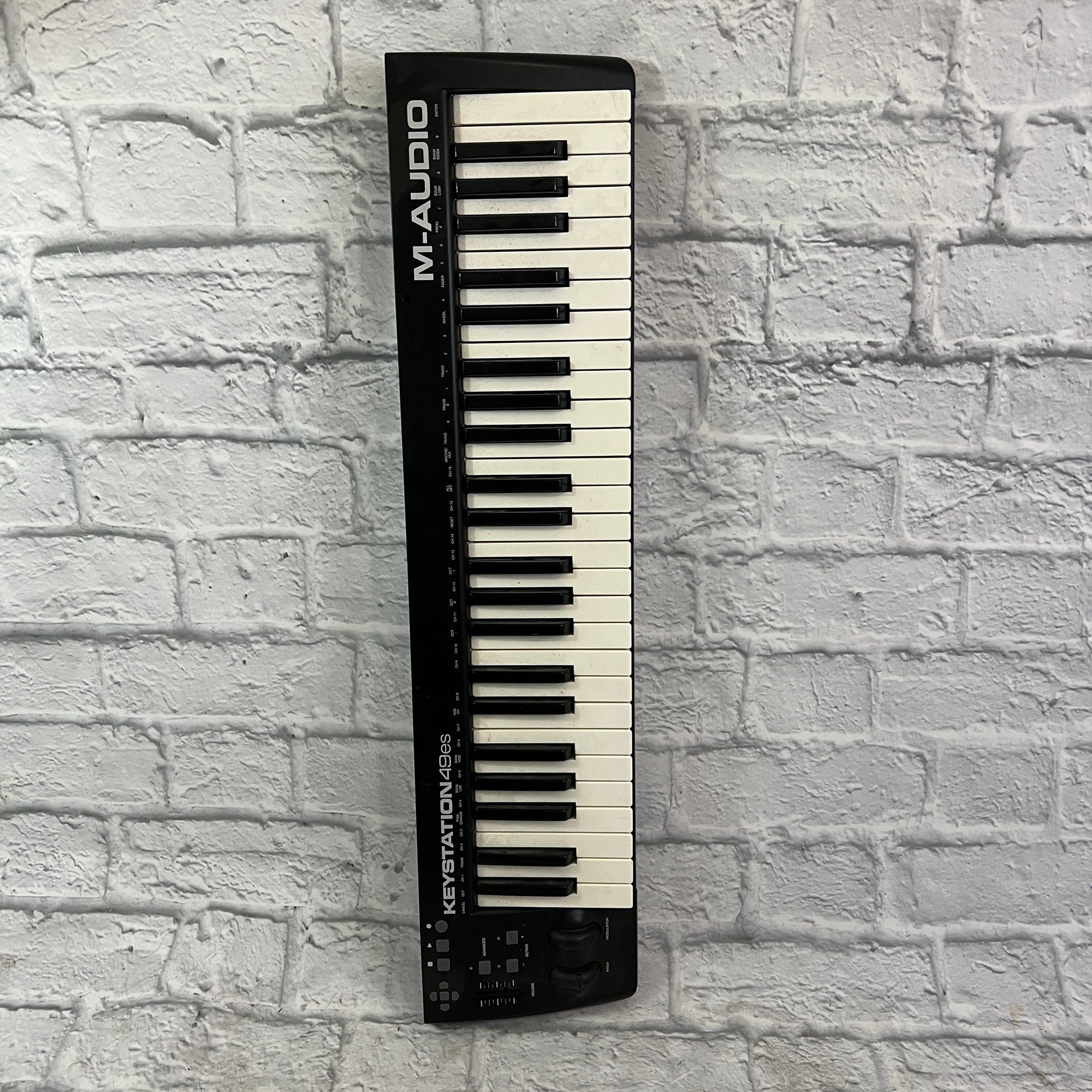 M Audio Keystation 49es Midi Controller