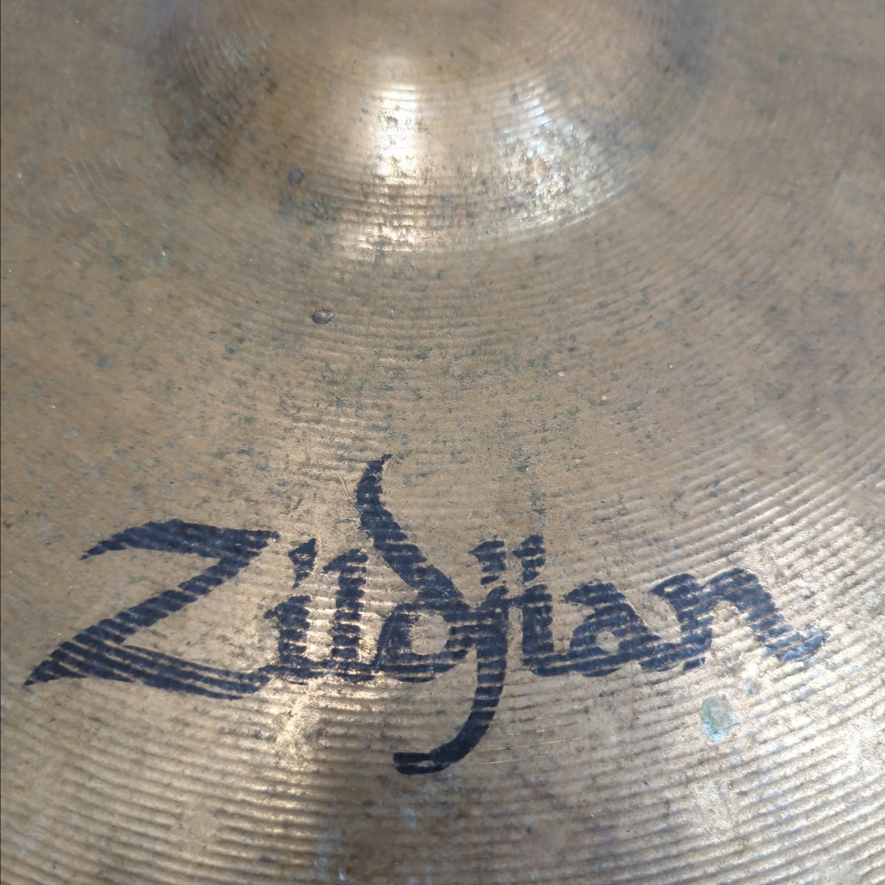 Zildjian 18 ZBT Crash Ride Cymbal Cracked