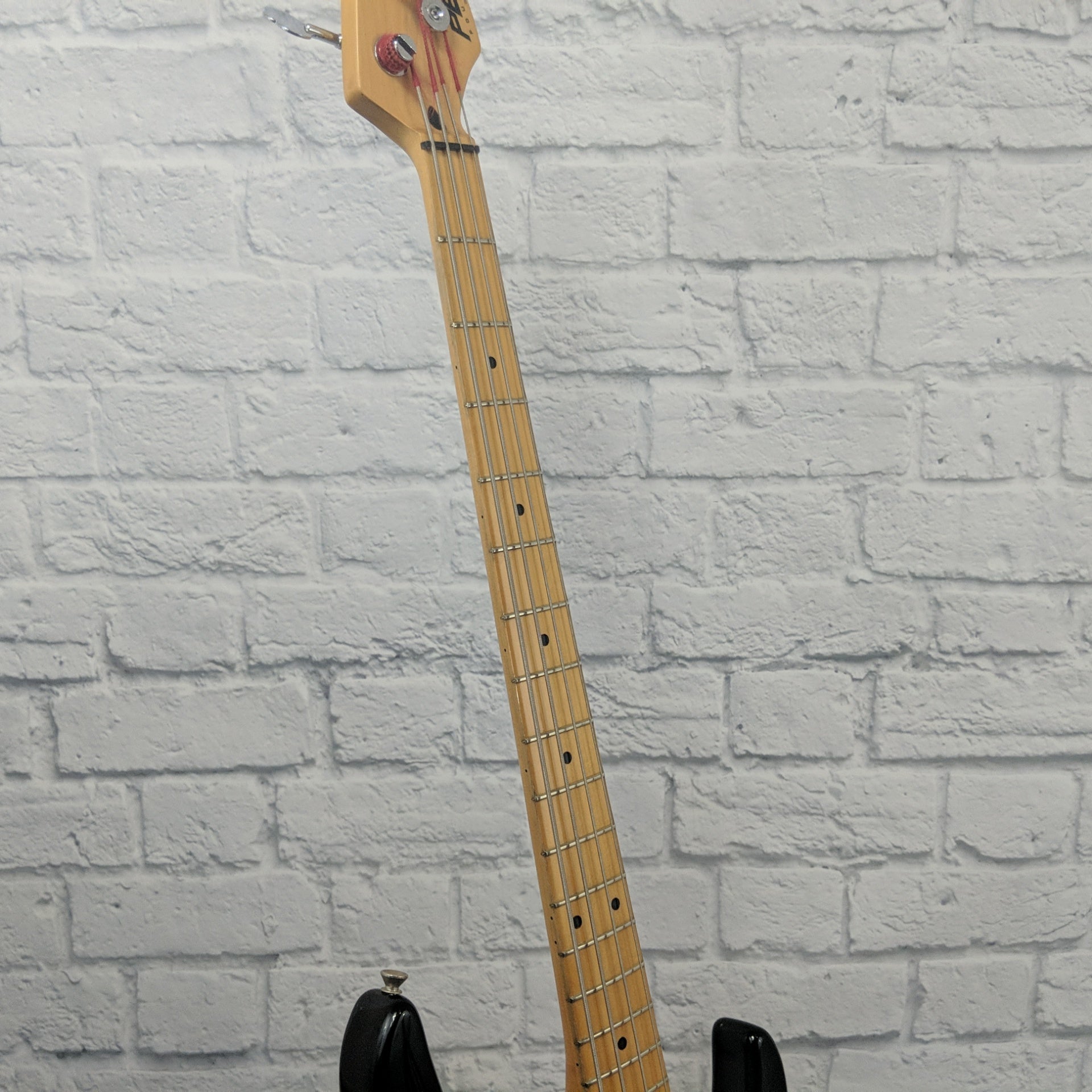 Peavey Foundation 4 String Bass - Black