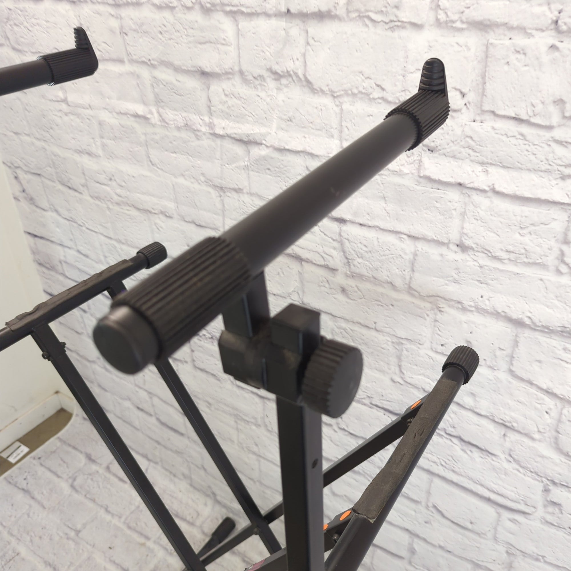 On Stage Stands KS7292 Double-X Ergo Keyboard Stands