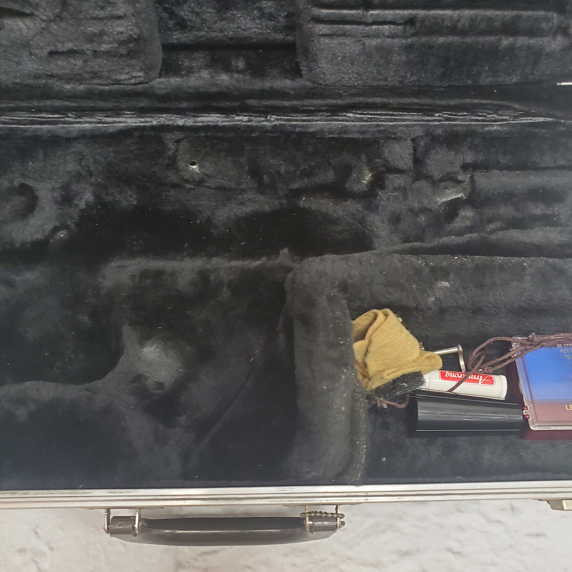 Bundy Alto Saxophone Case Saxophone case