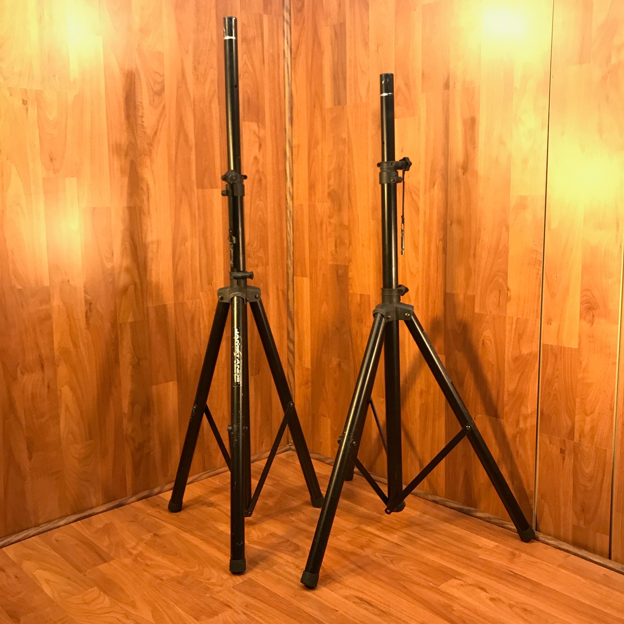 Ultimate Support Jamstands Speaker Pole Stands Pair AS-IS