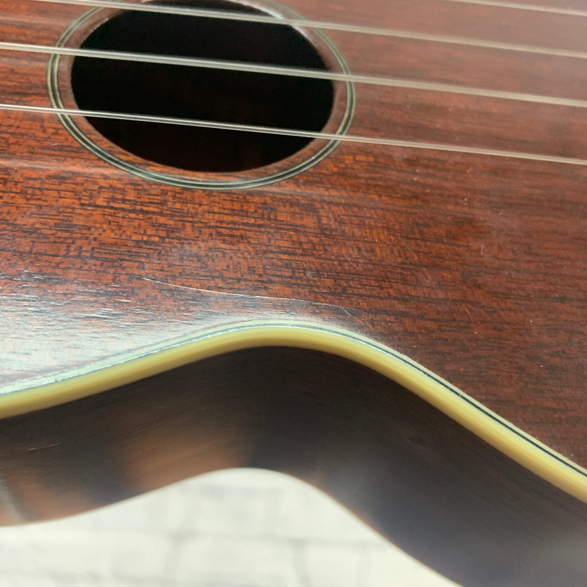 Martin Style 2 Ukulele