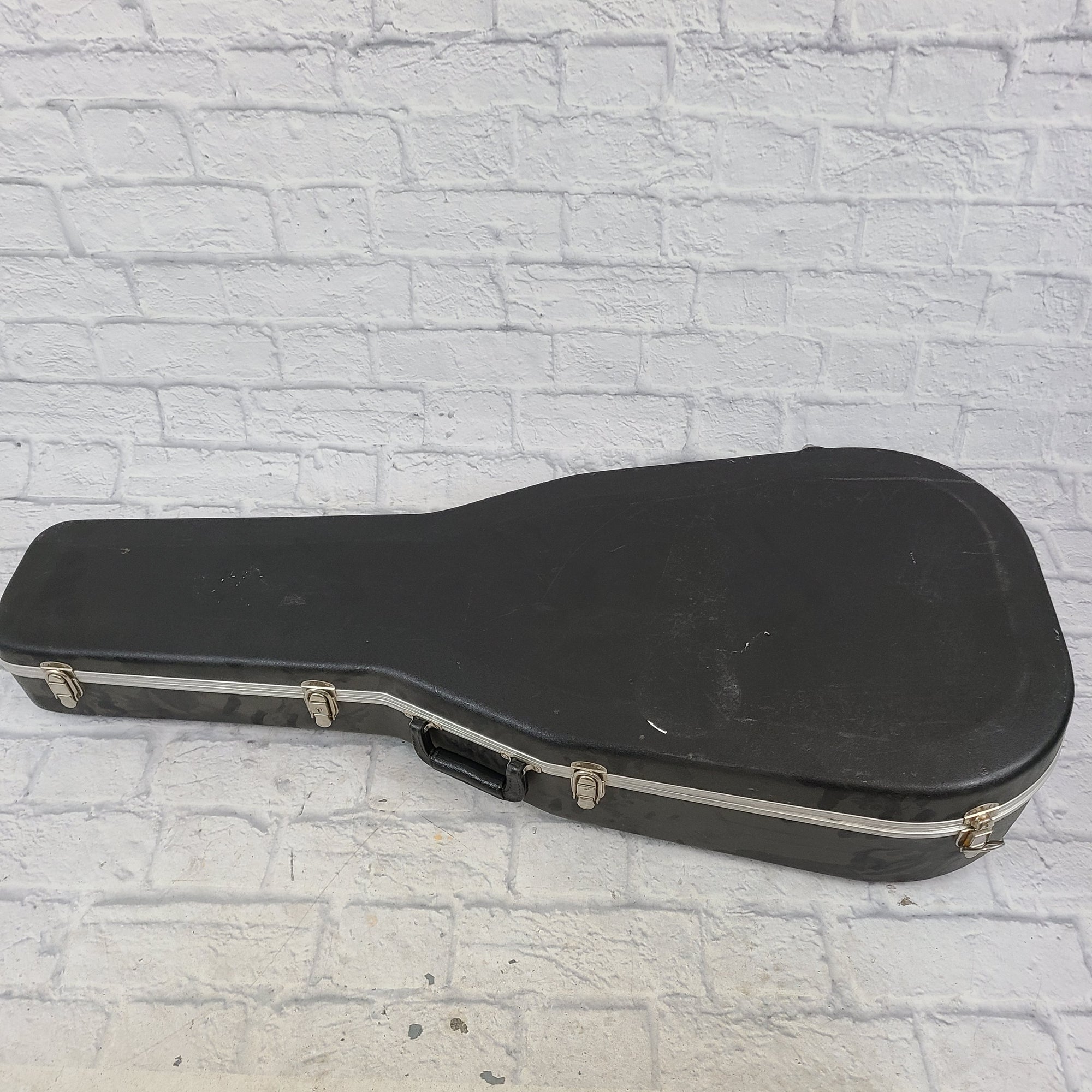 Taylor 314CE w/ V Class Bracing and Hard Case Acoustic Guitar