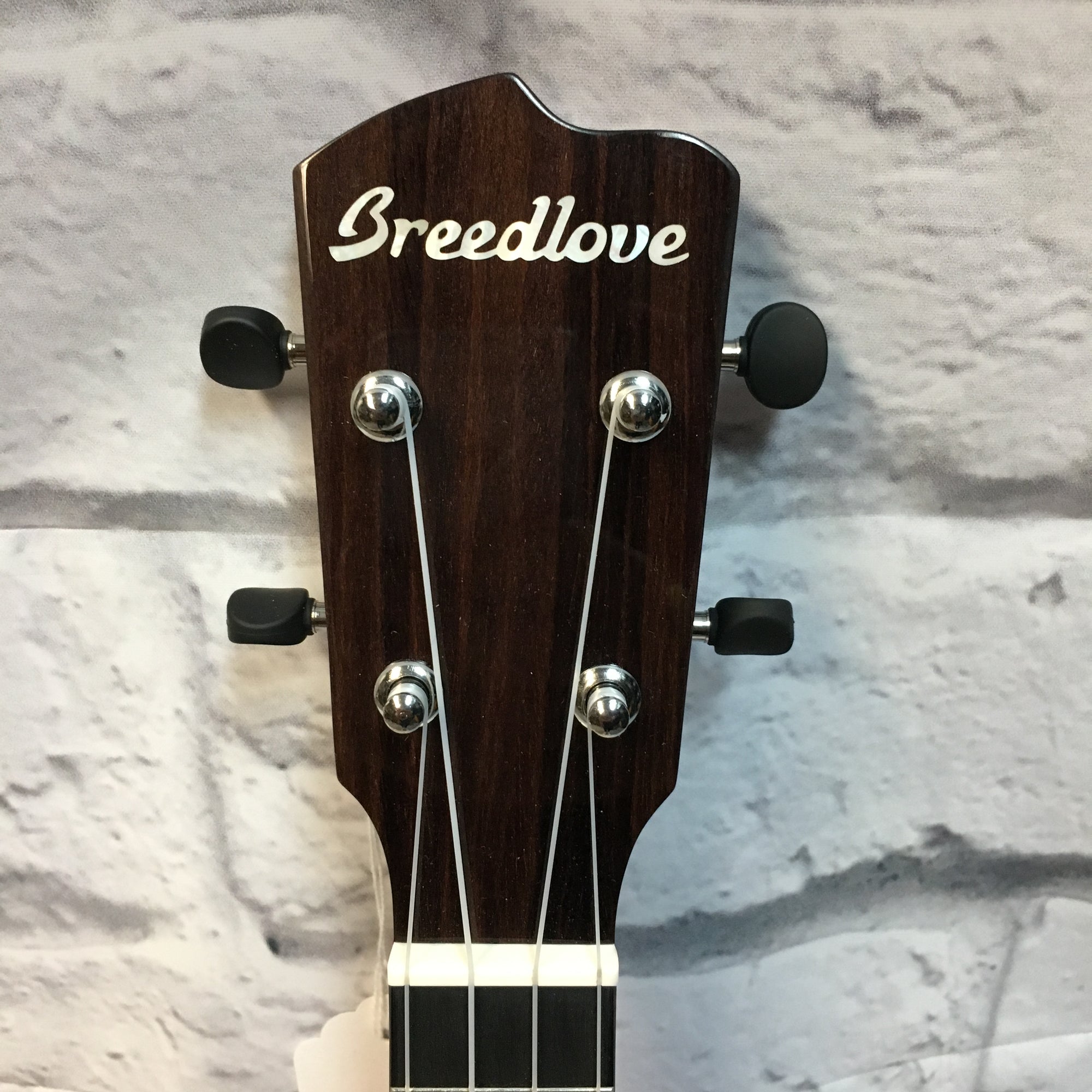 Breedlove Pursuit Ex Cu Ce Bo Acoustic Electric Ukulele
