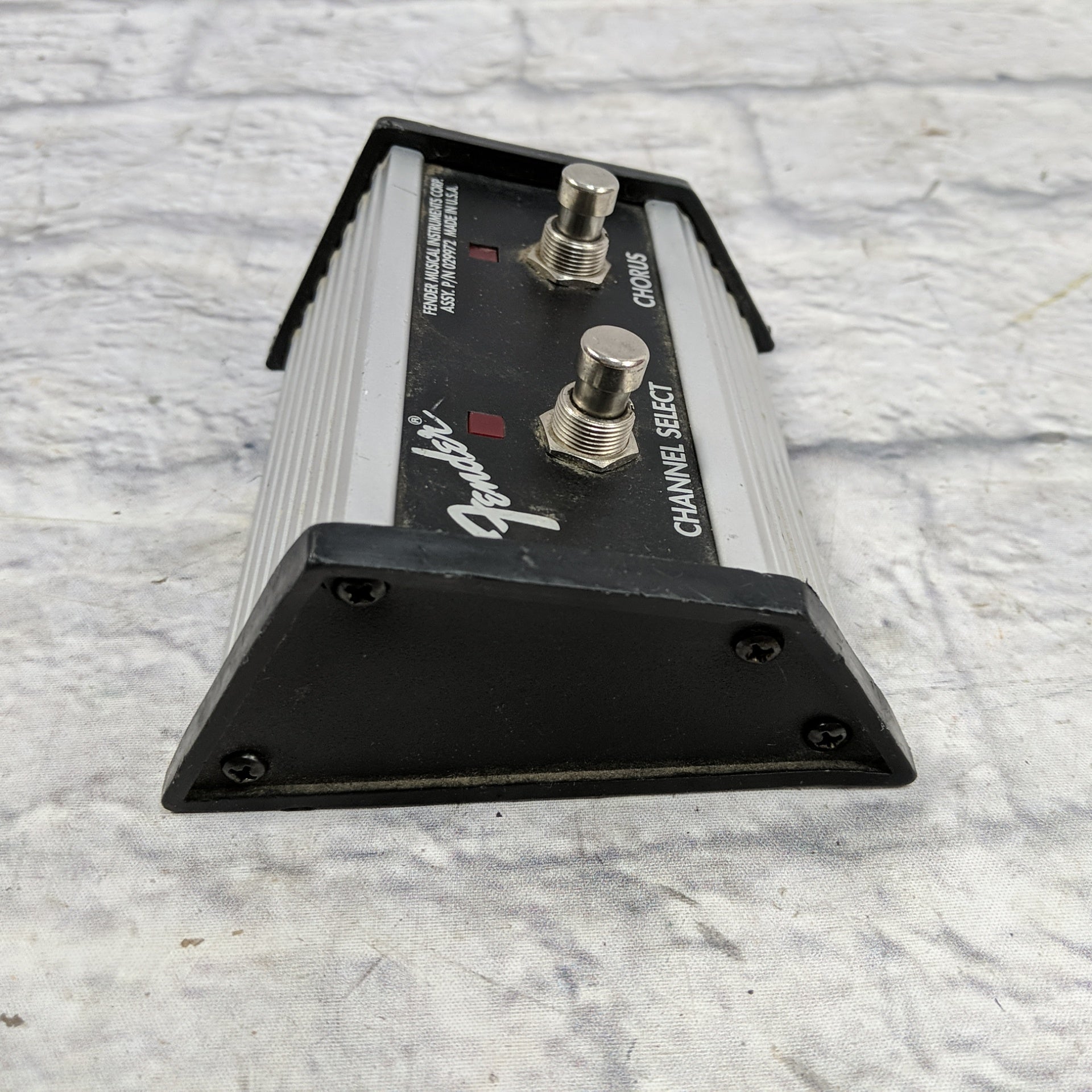 Fender 2 Button Footswitch Channel Chorus 029972
