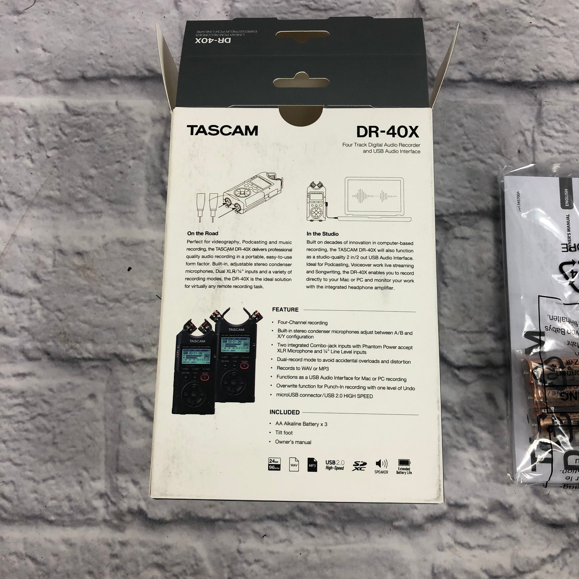 Tascam DR-40X Linear PCM Field Recorder