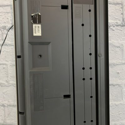 Yamaha PSR-E313 61-Key Digital Piano