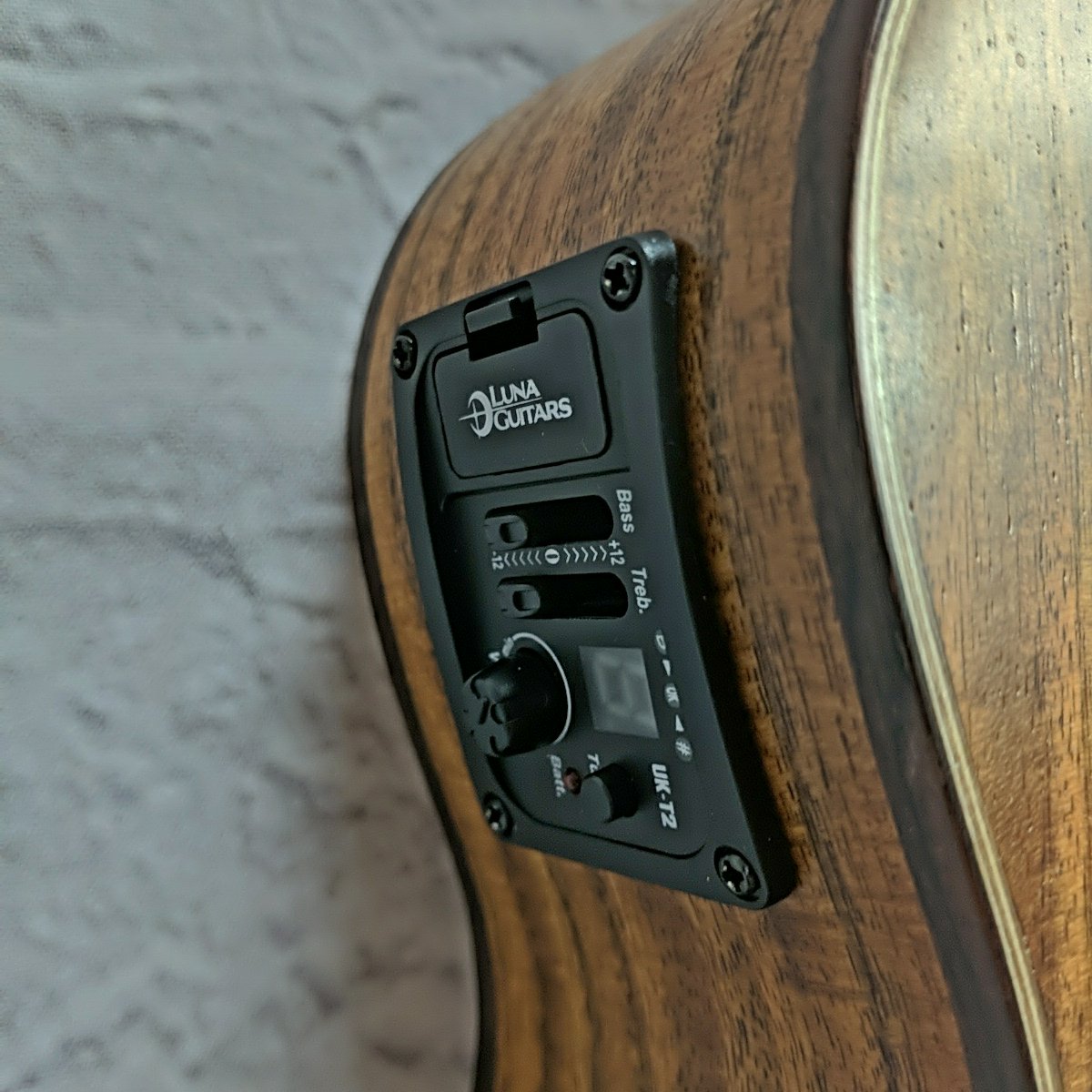 Luna HTC KOA Ukulele