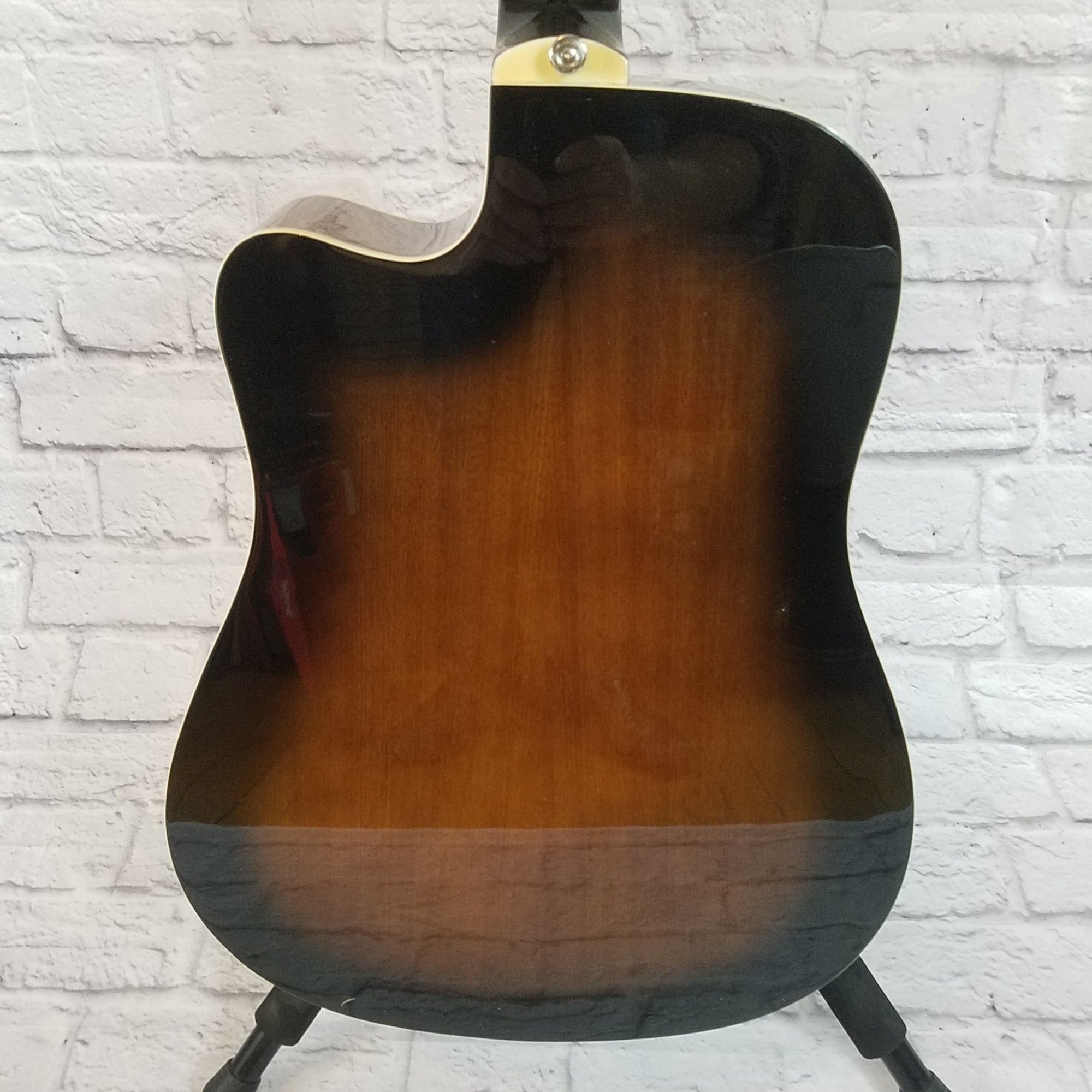 ** Ibanez PF28ECE Performance Series Dreadnought Cutaway Acoustic-Electric Guitar