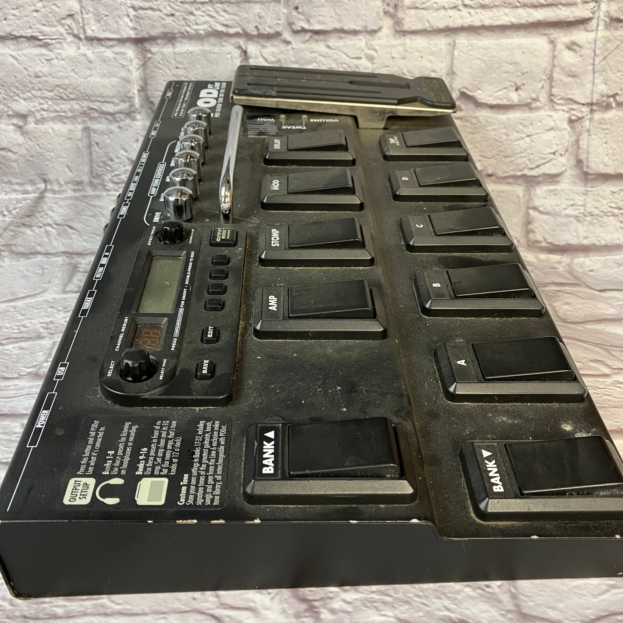 Line 6 POD XT Live Effects Pedal