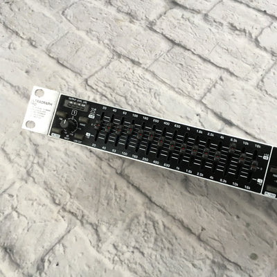 Behringer Ultragraph FBQ1502 Equalizer