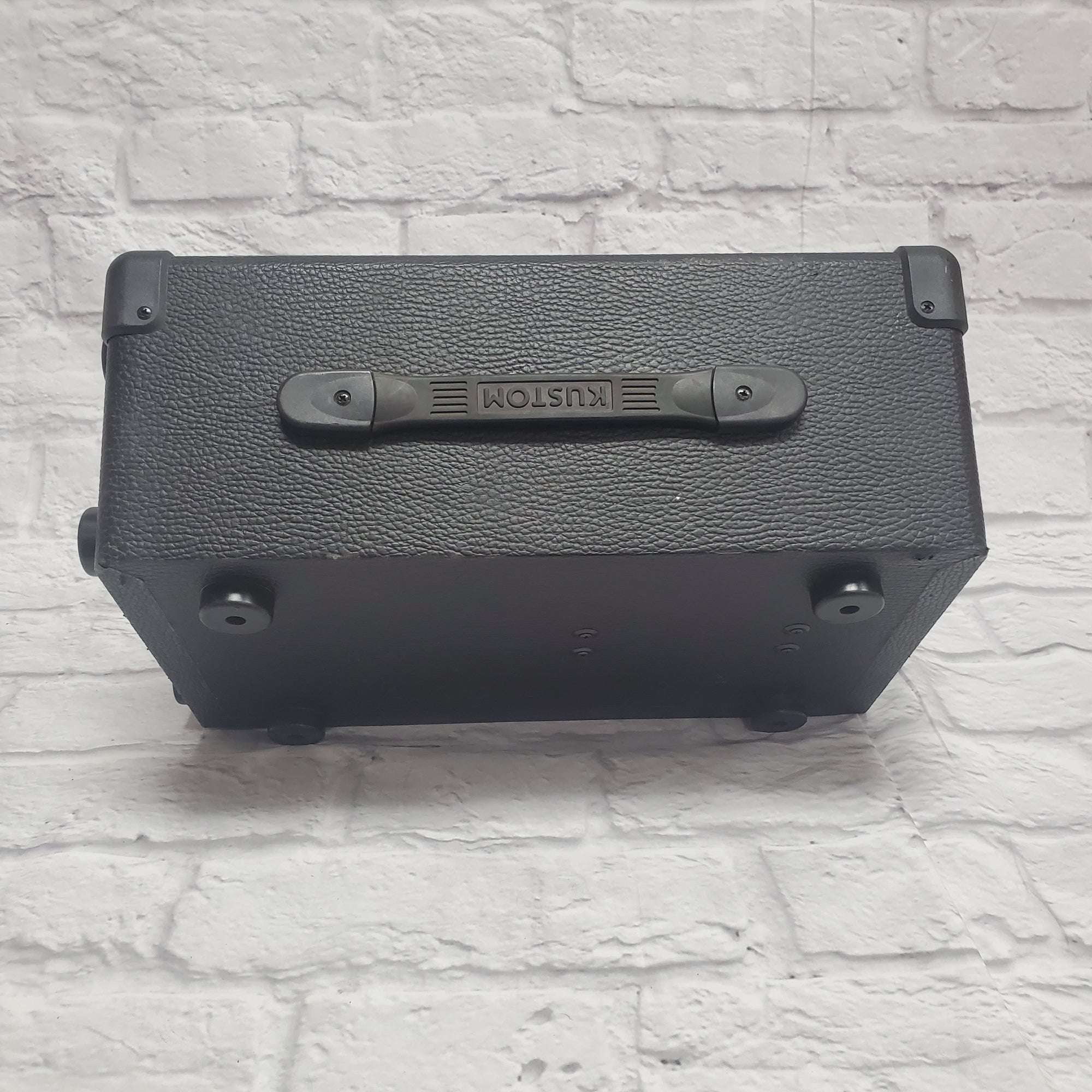 Kustom KPM10 powered moniter