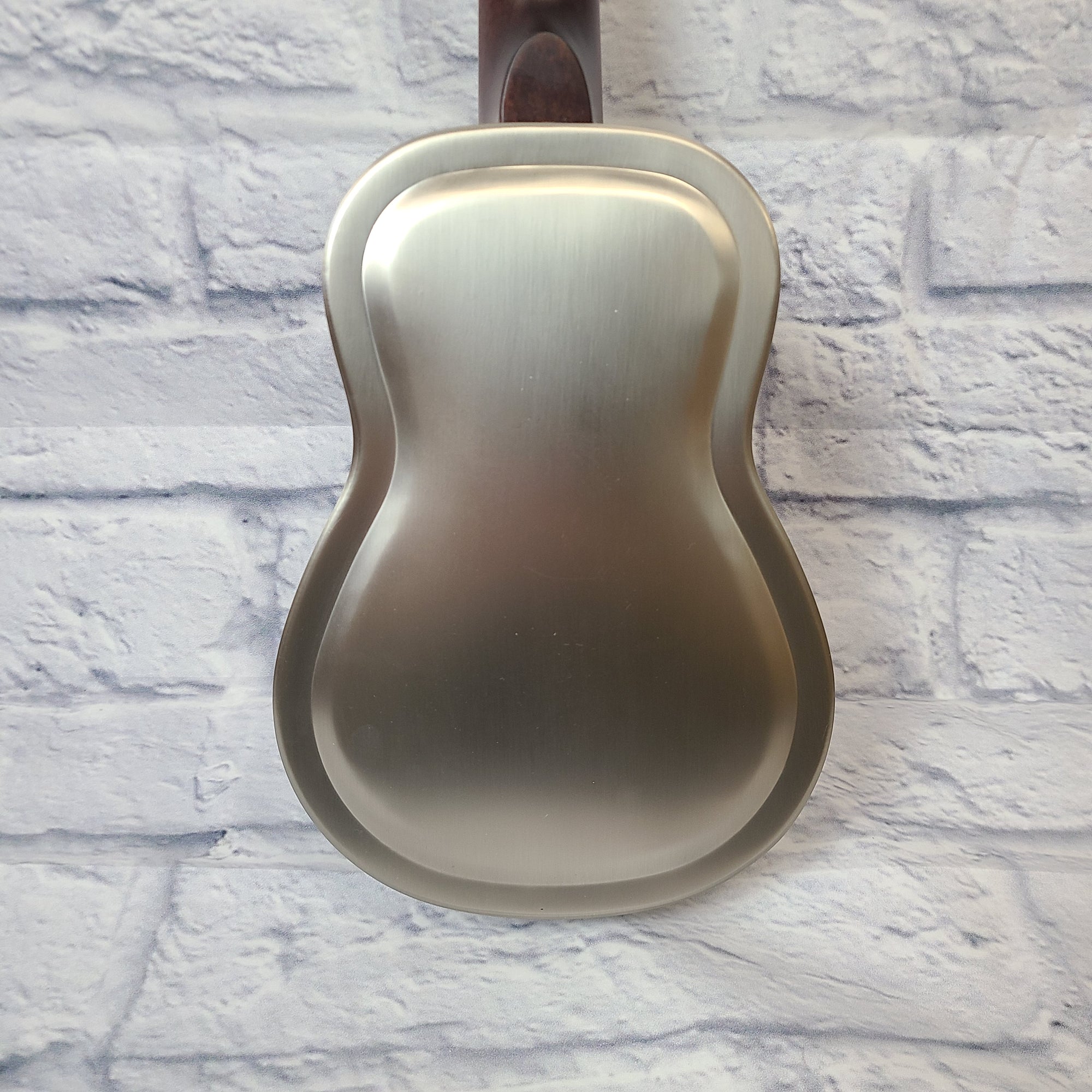 Gold Tone ResoUke Tenor-Scale Metal Body Resonator 4-String Ukulele
