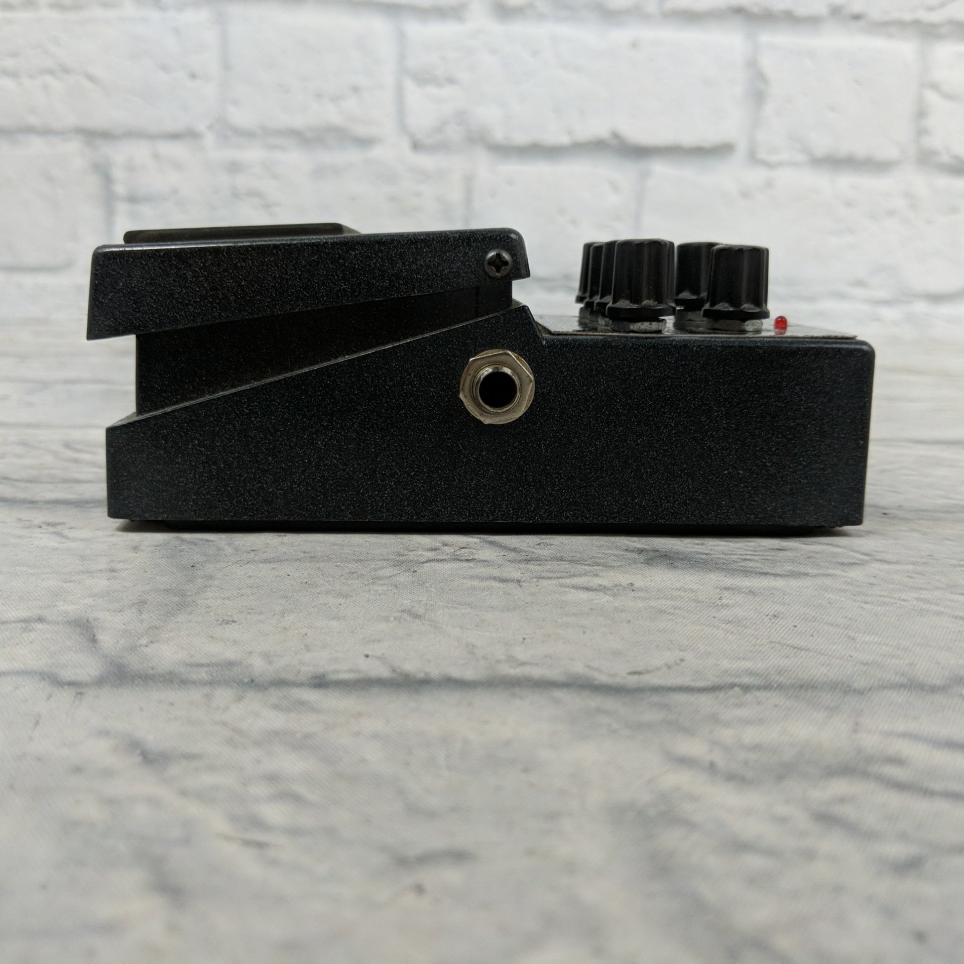 Johnson Distortion EQ Pedal