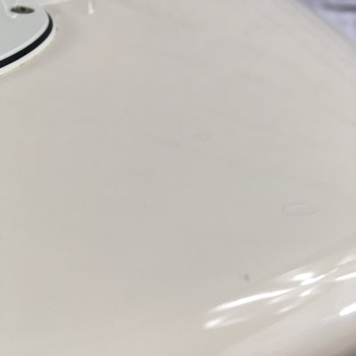 2014 Fender White Mexican Stratocaster