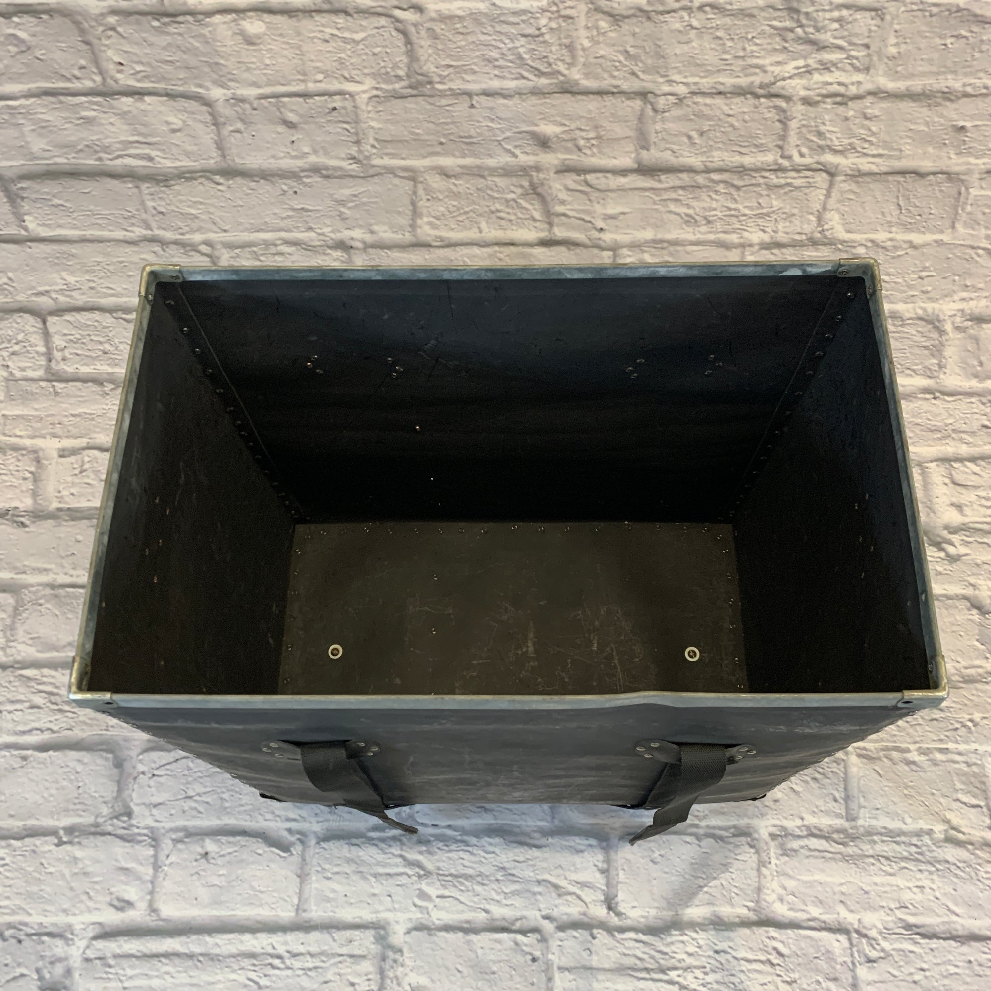 Humes & Berg Custom Built Fibre Case