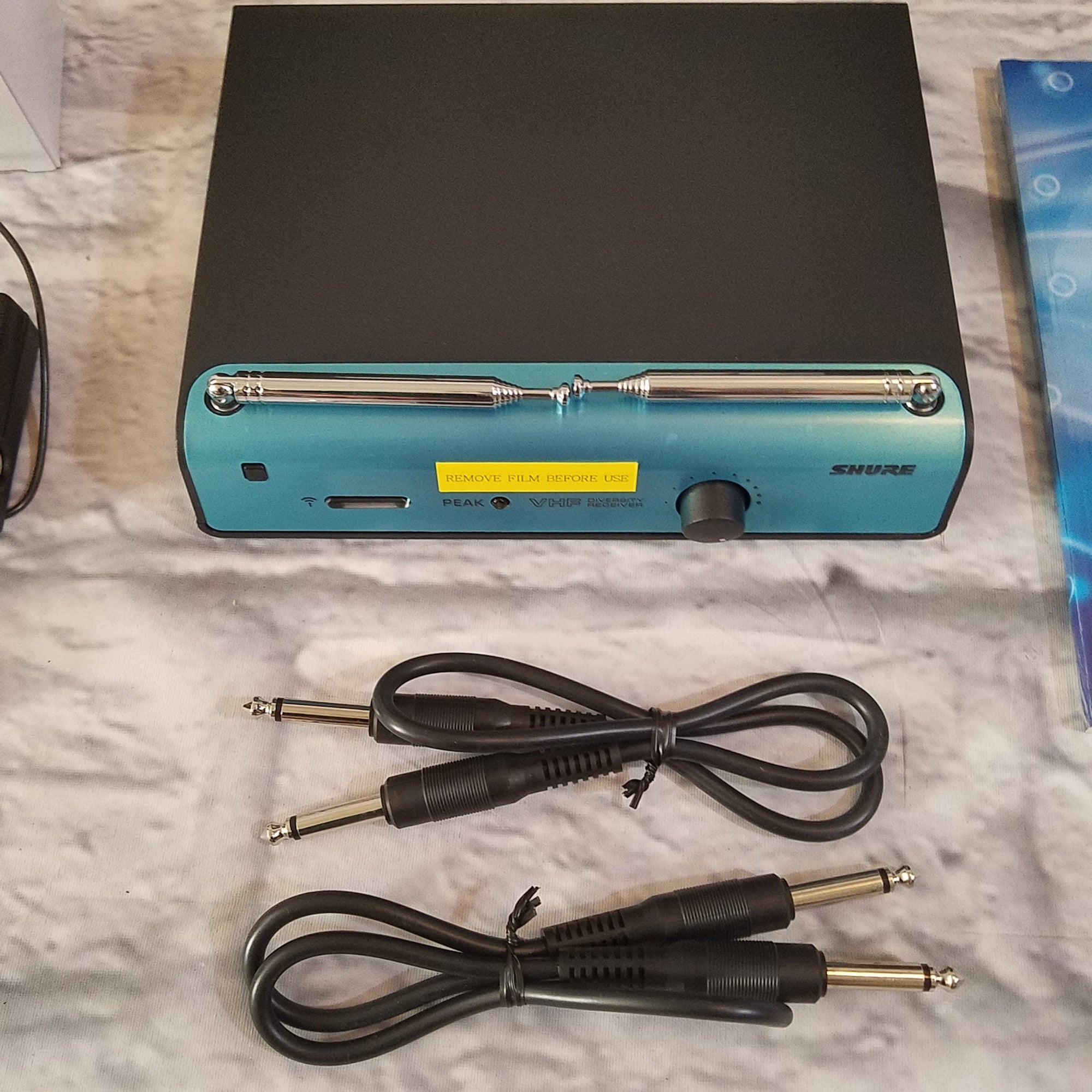 Shure TGD-V The Guitarist Wireless Guitar System - New Old Stock!