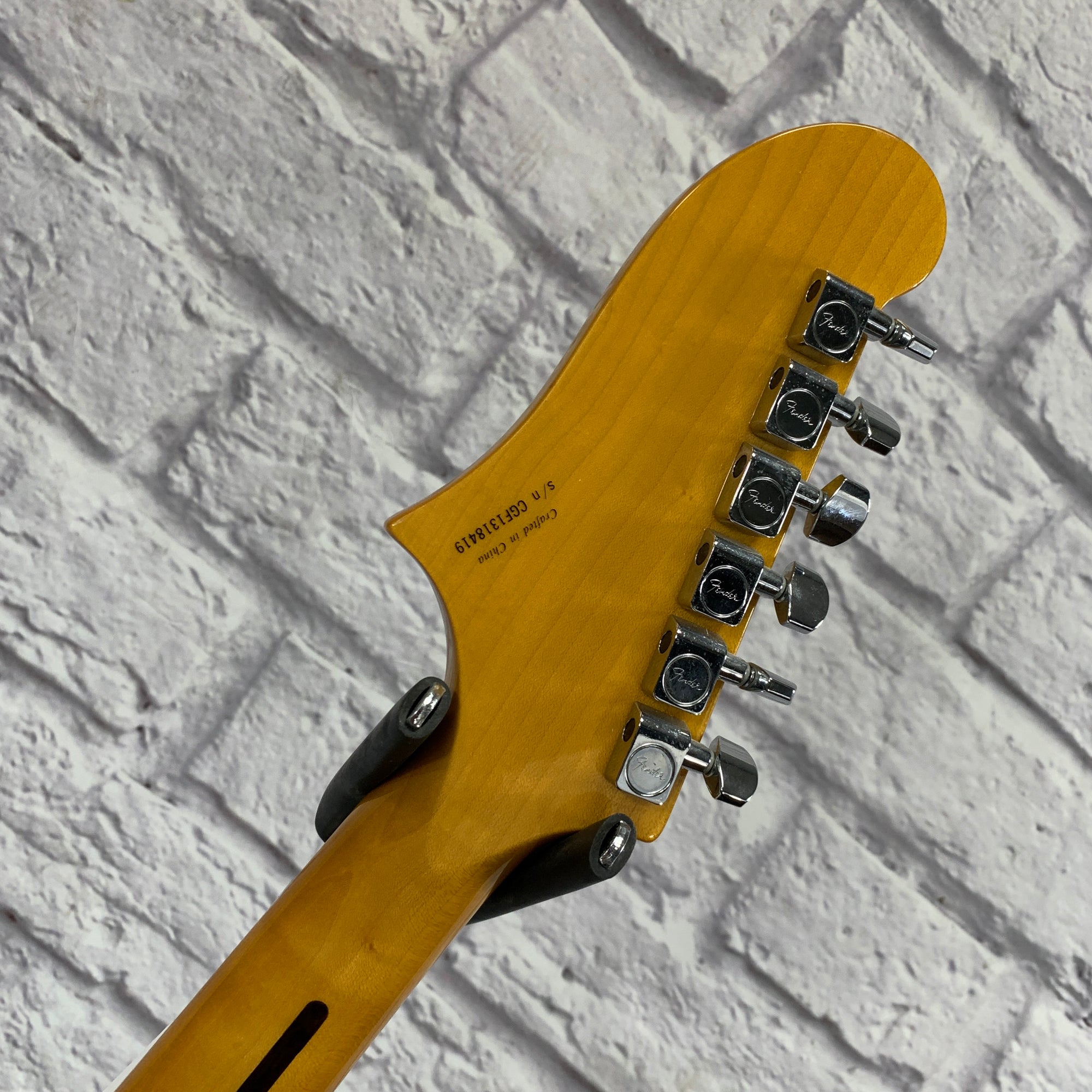 Fender Modern Player Starcaster