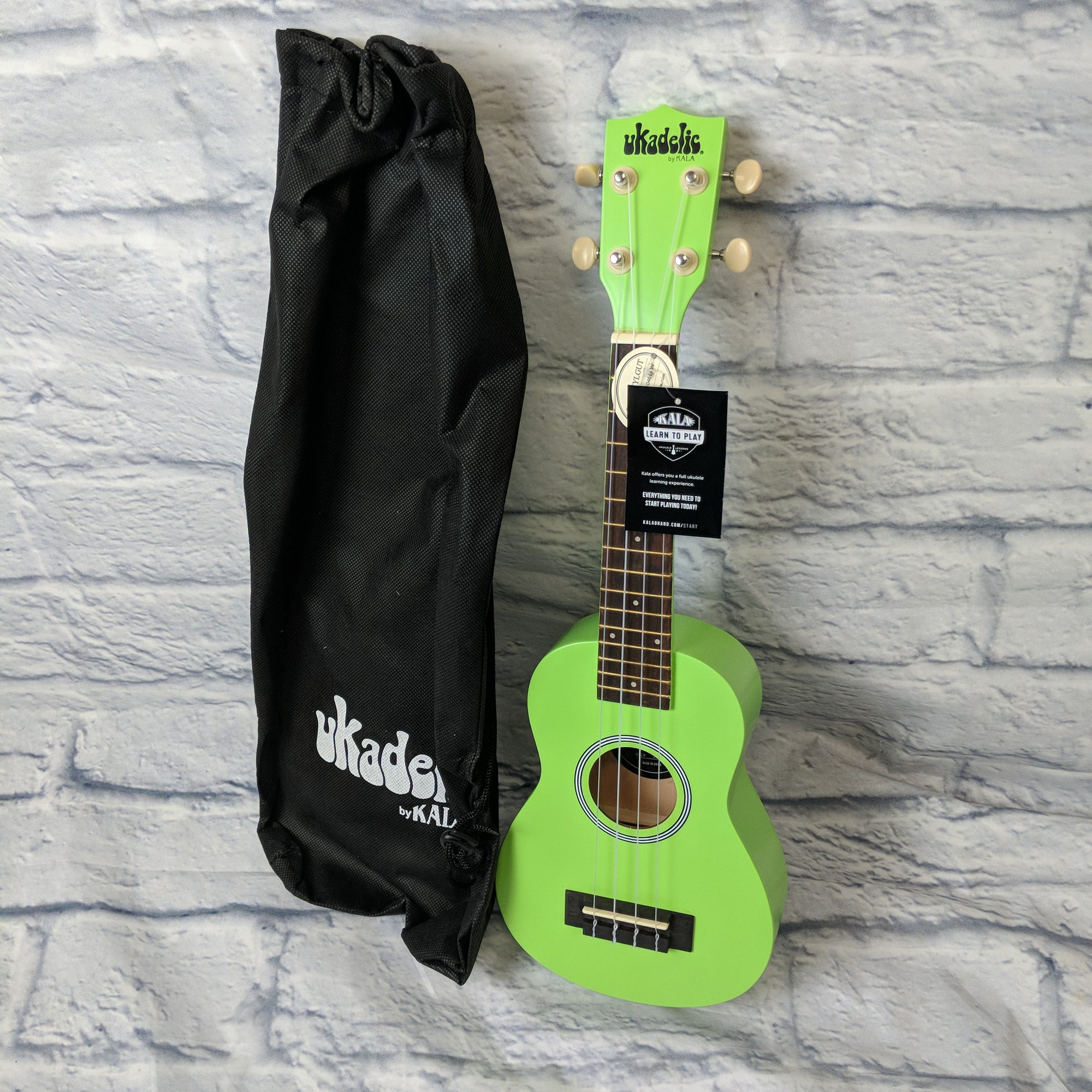 Kala Ukadelic Ukulele - Grasshopper