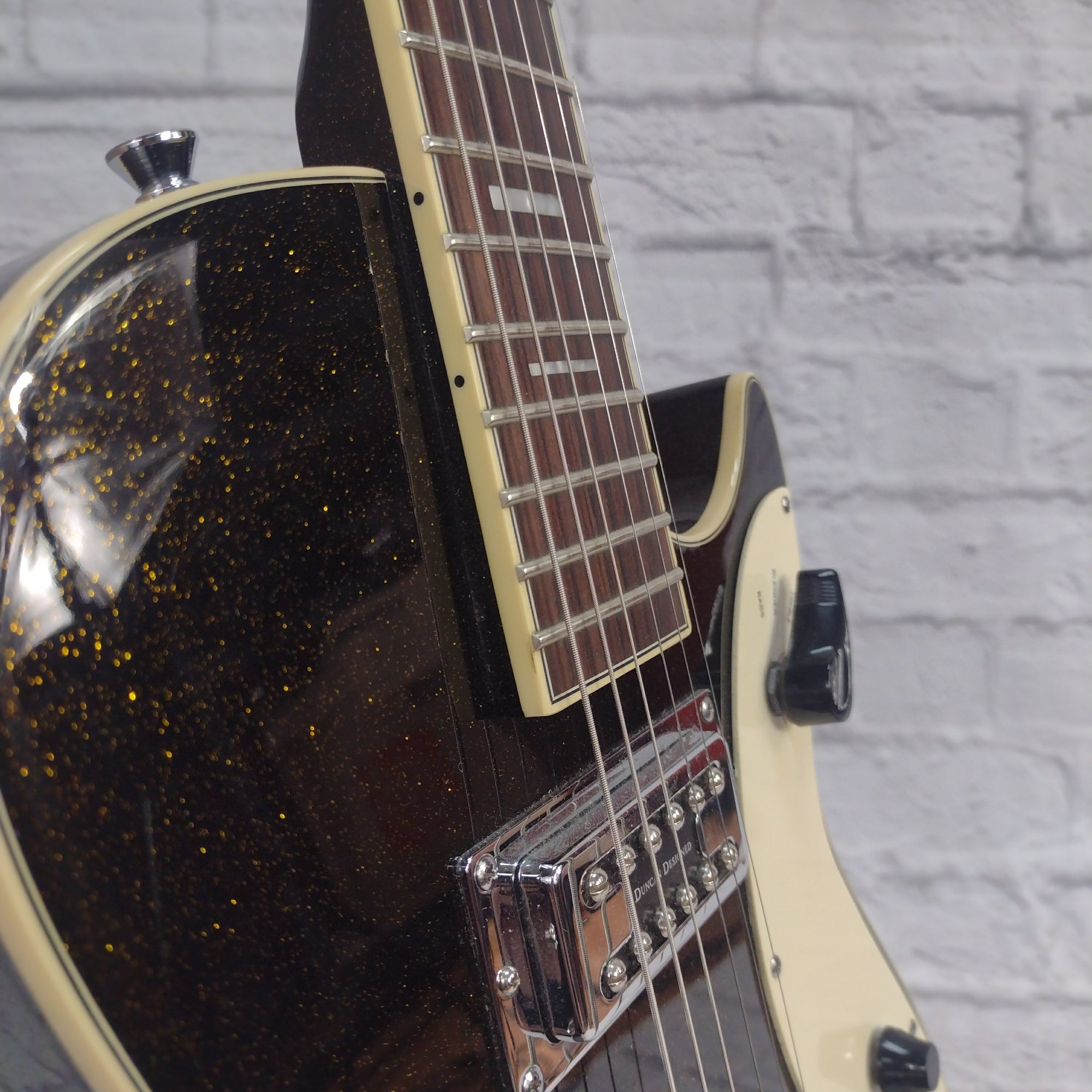 Silvertone Jupiter 1423 Reissue Black Electric Guitar