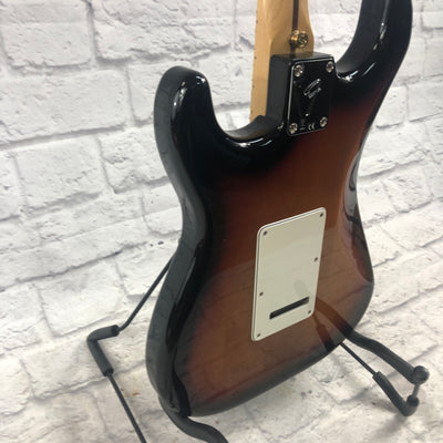 Fender 2020 Stratocaster HSS Standard Series Sunburst