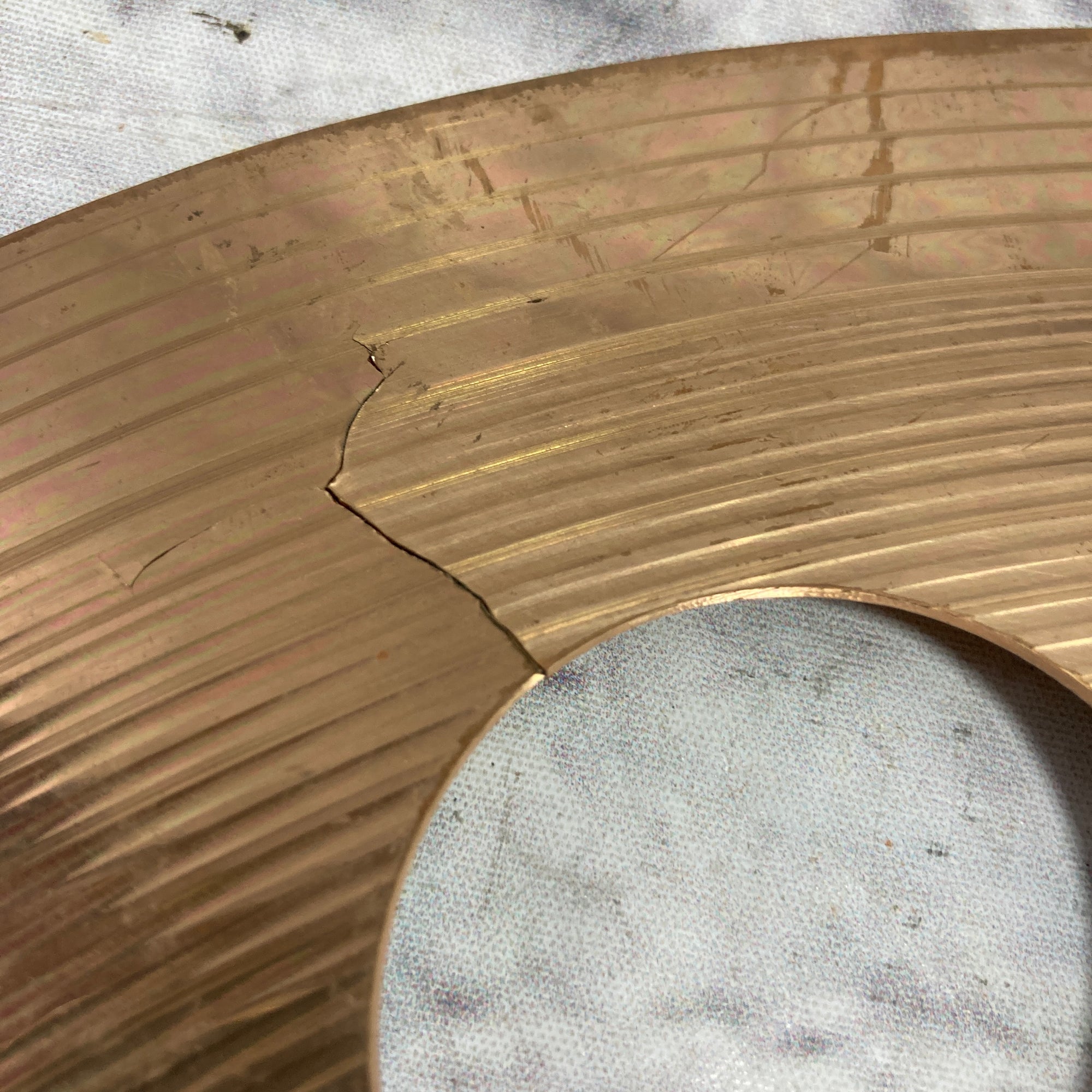 Sabian B8 Pro O-Zone 16 Crash Cymbal (cracked)
