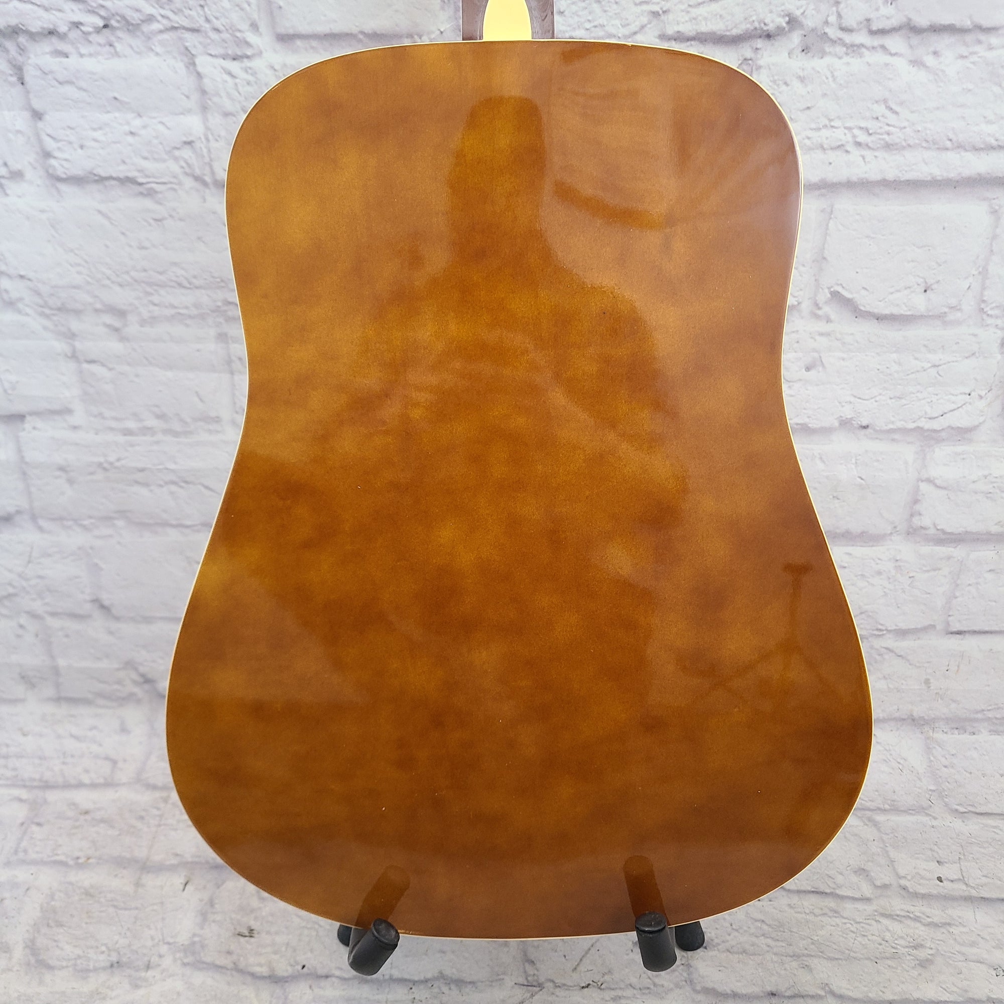 Silvertone 633 Acoustic Guitar W/ Gig Bag