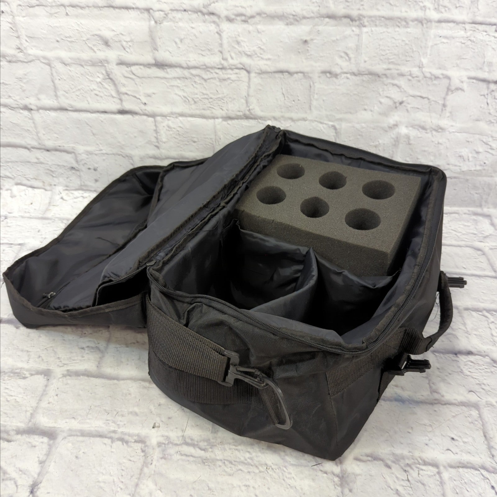 Unknown Mic Case Bag