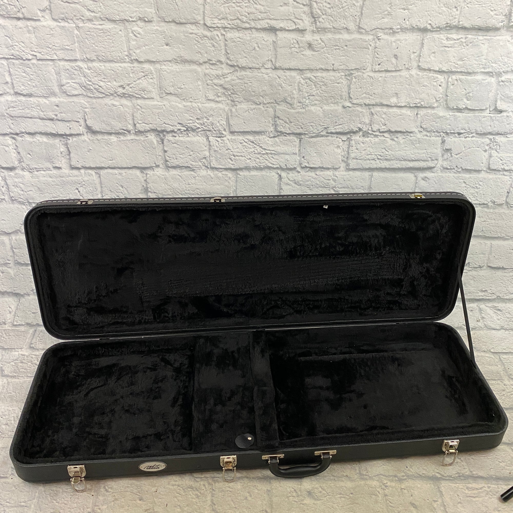 MBT Cases Harshell Universal Case
