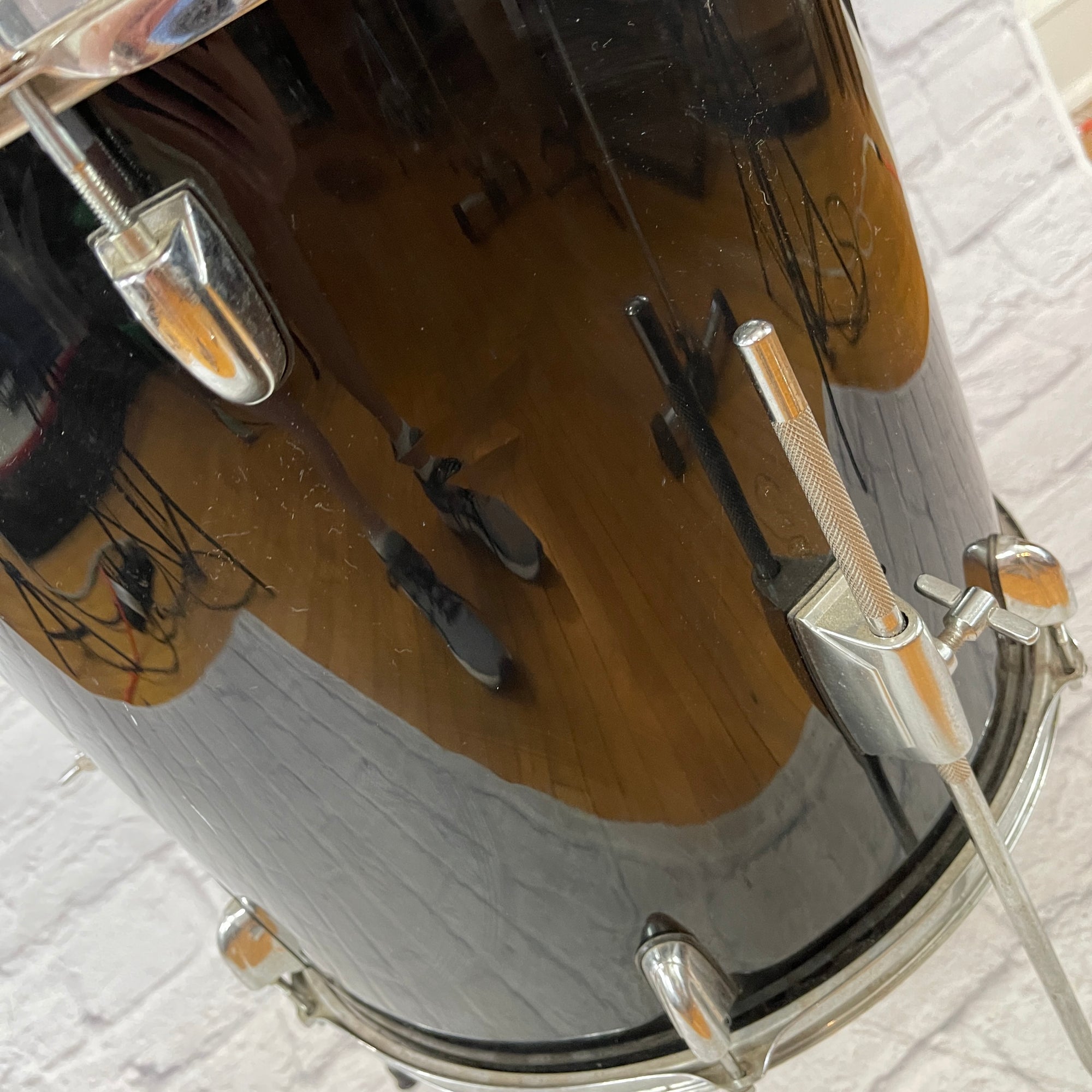 Royce 16 x 16 Black Floor Tom
