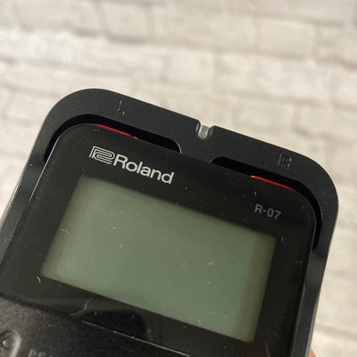 Roland R-07 Portable Digital Recorder