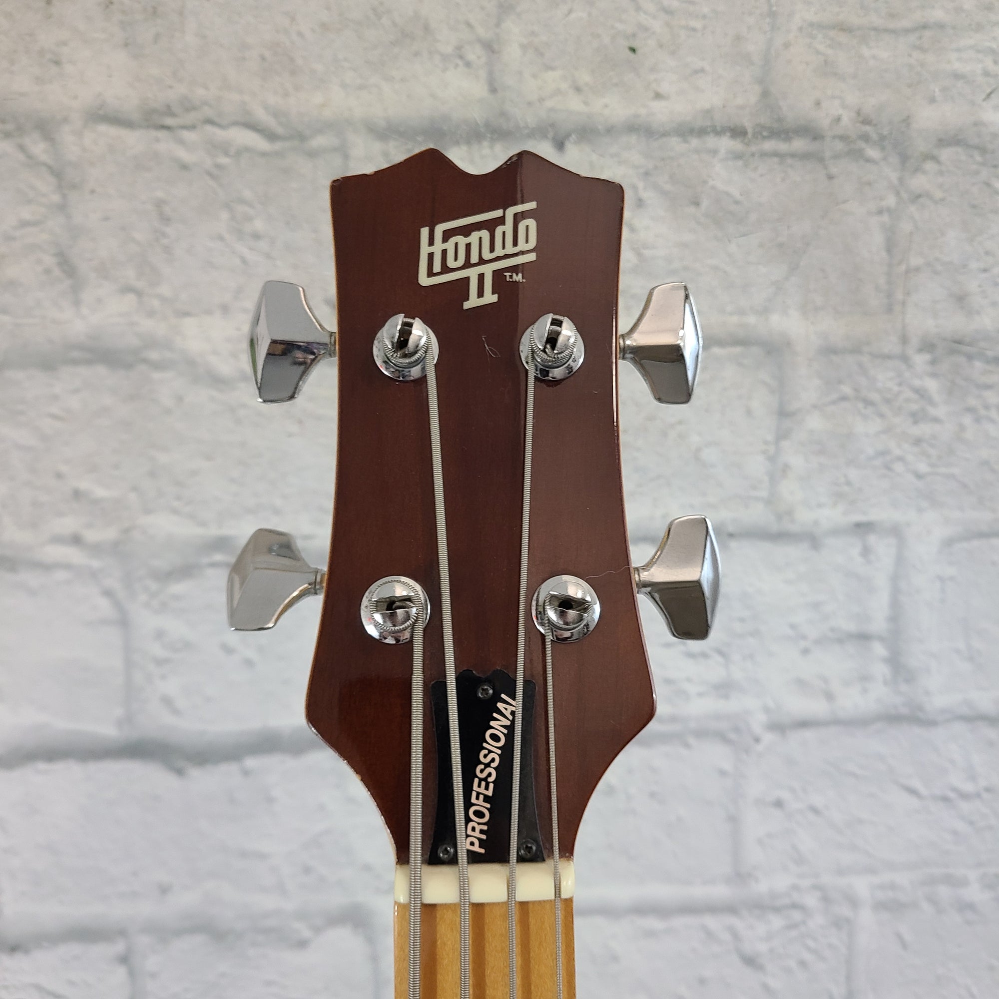 Hondo  Precision II Professional  4 String Bass Guitar