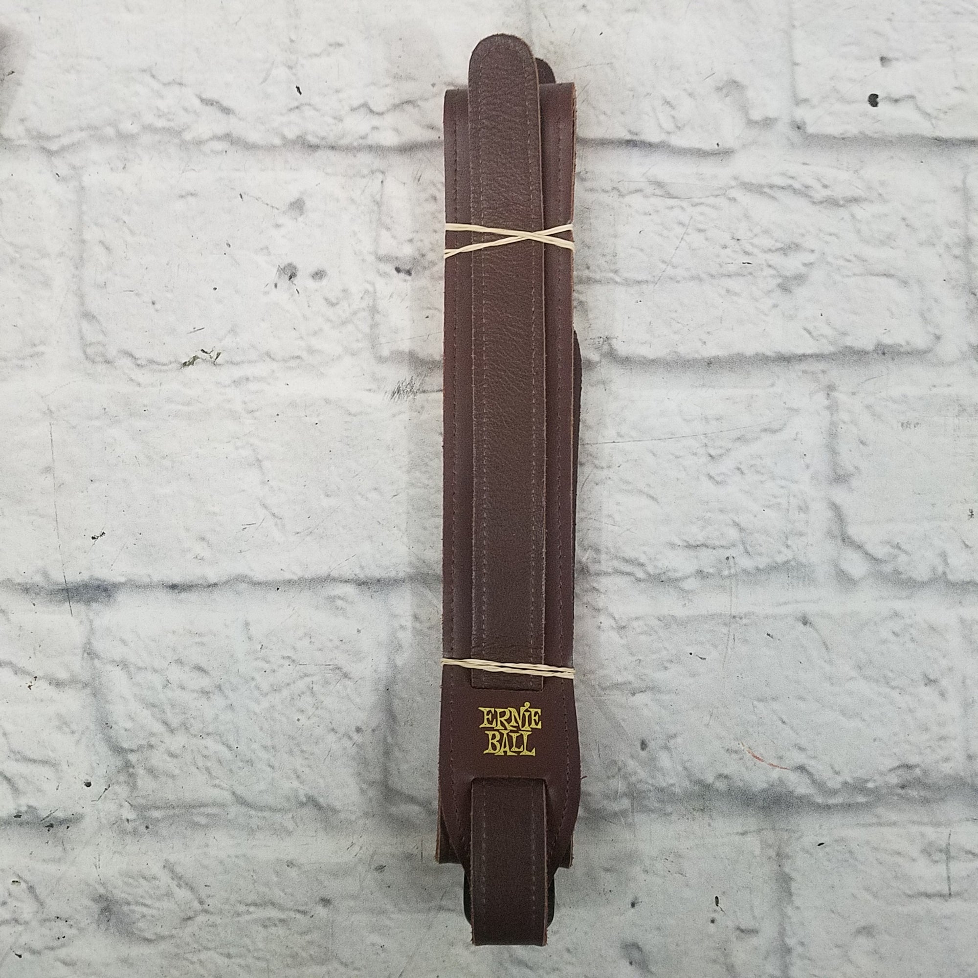 Sangle De Guitare Ernie Ball Polypro Acoustique – Marron, Largeur 5 Cm, Boucle Cuir, Longueur Réglable 104-183 Cm