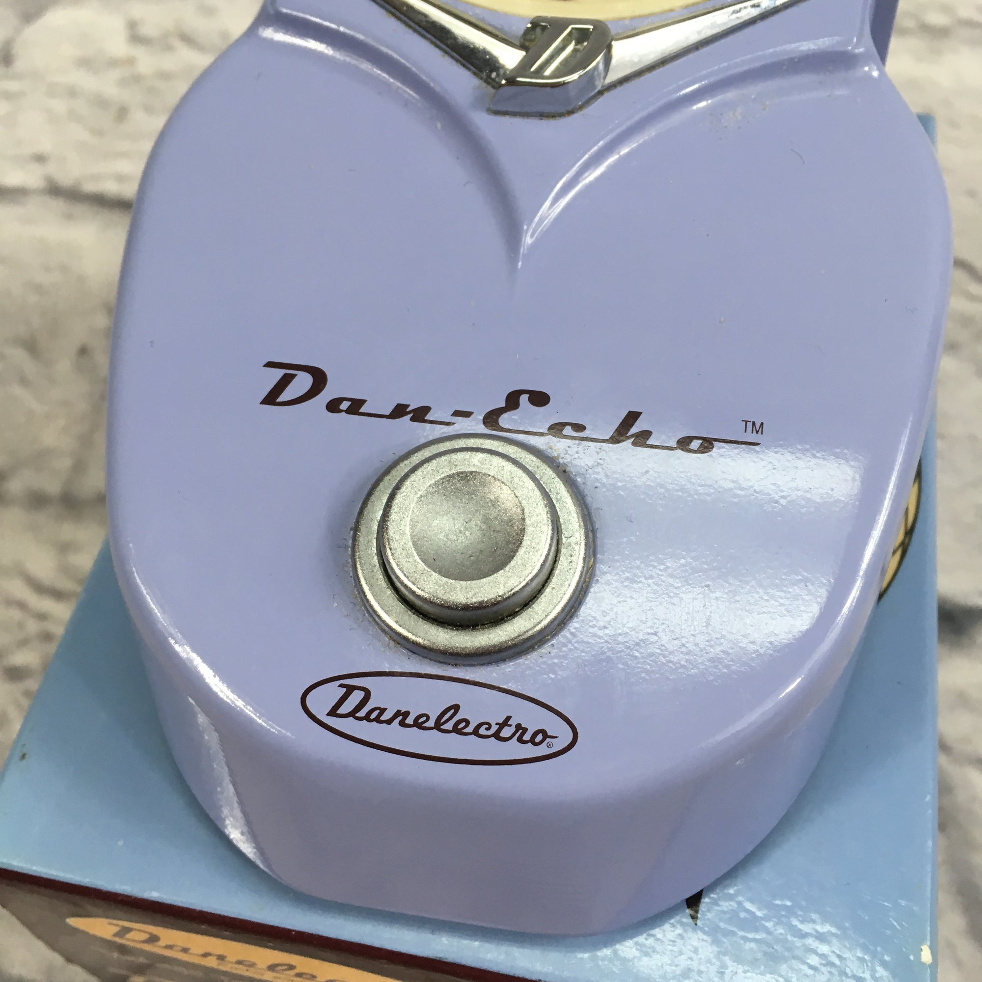 dan echo pedal Danelectro Dan Echo Delay Pedal