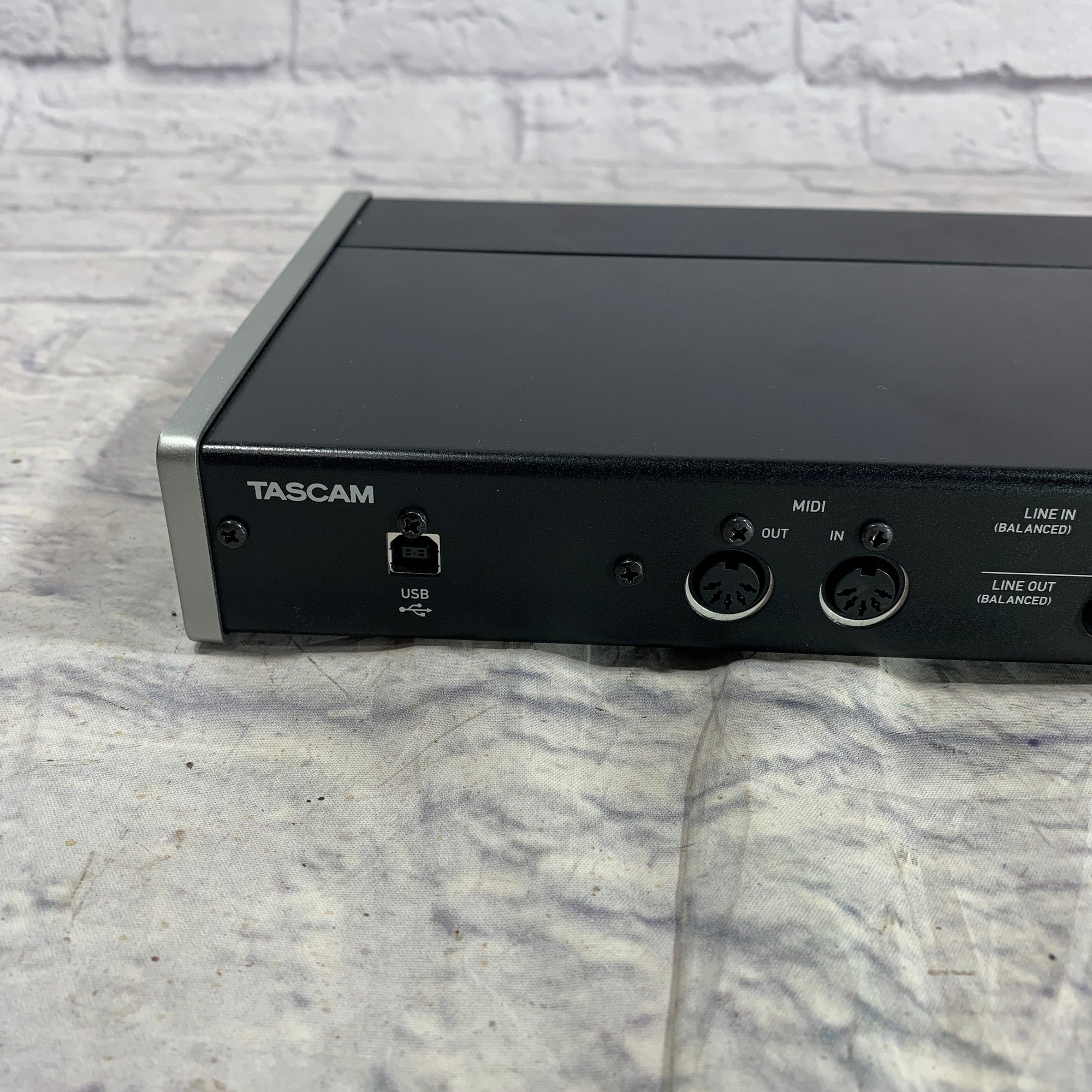 Tascam US 16x08 USB Audio Interface 8 Channel Interface (no power supply)