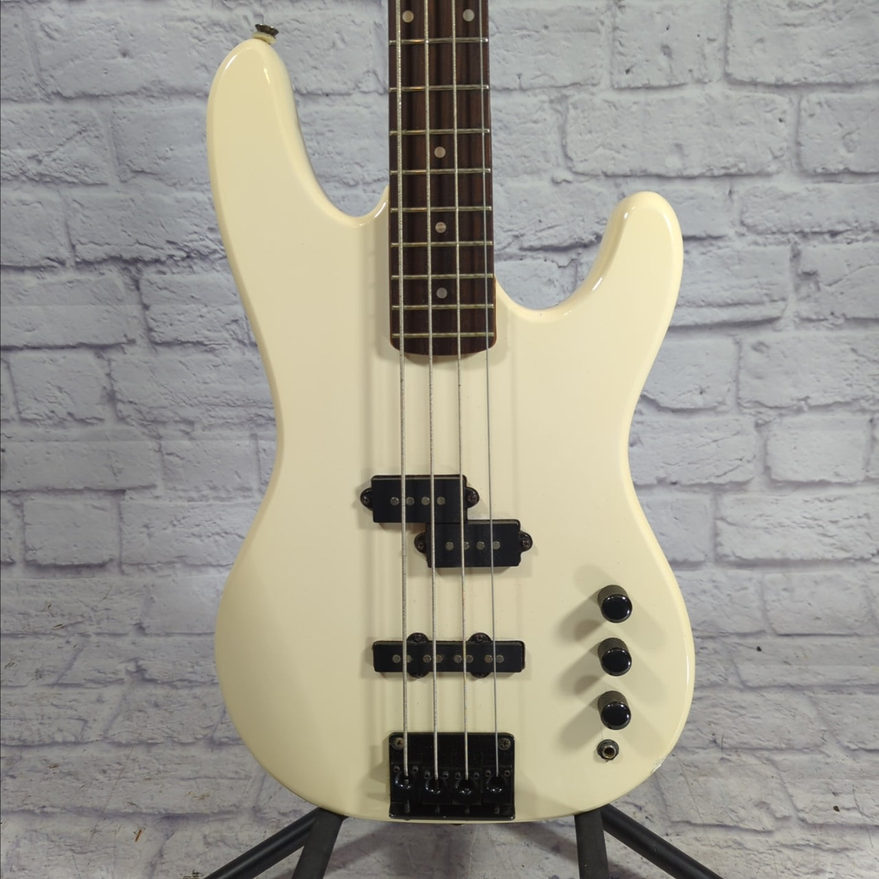 Epiphone Batwing 4 String Bass Guitar