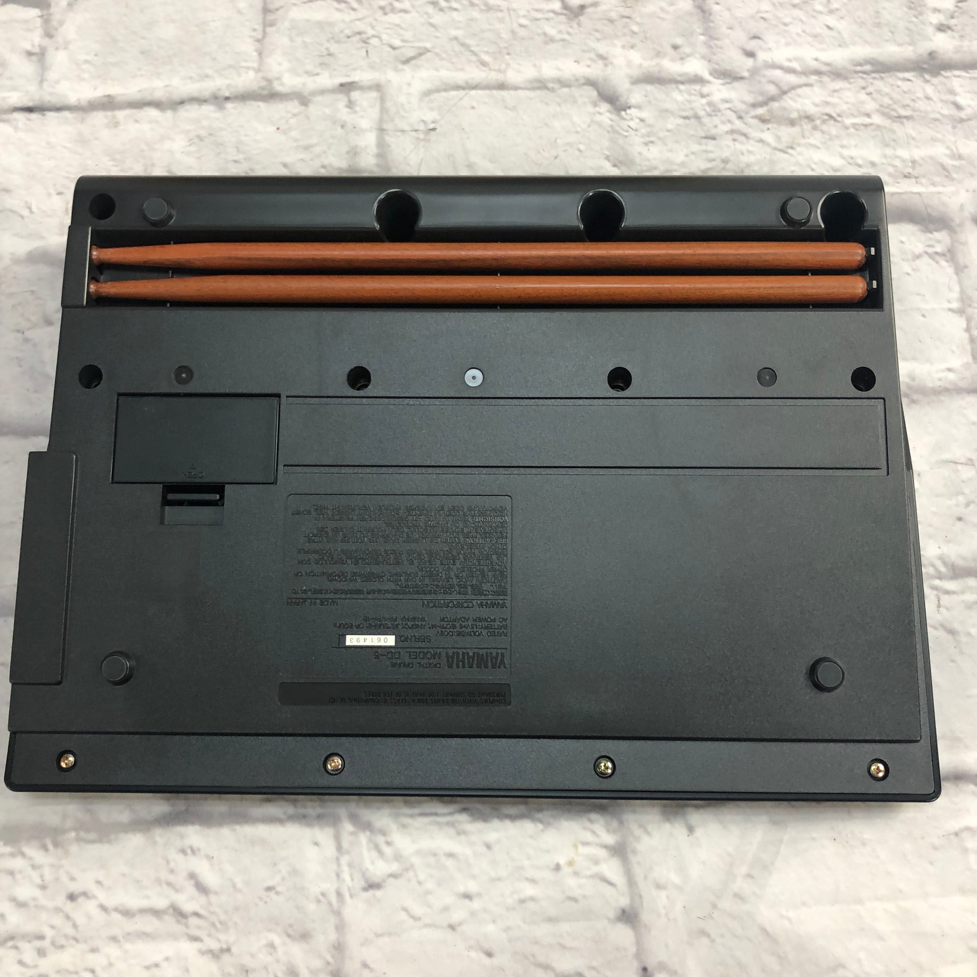 Yamaha DD5 Digital Drum Pad Machine