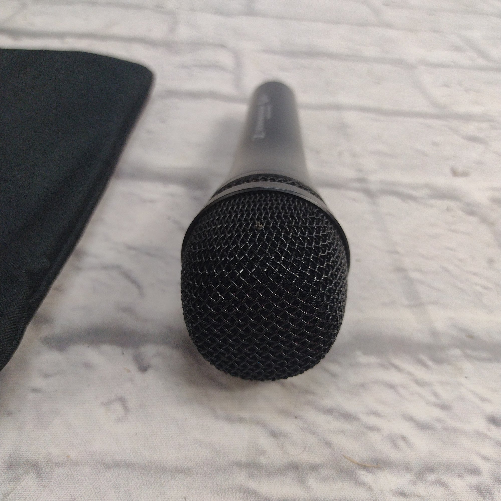 Sennheiser E835 Dynamic Microphone