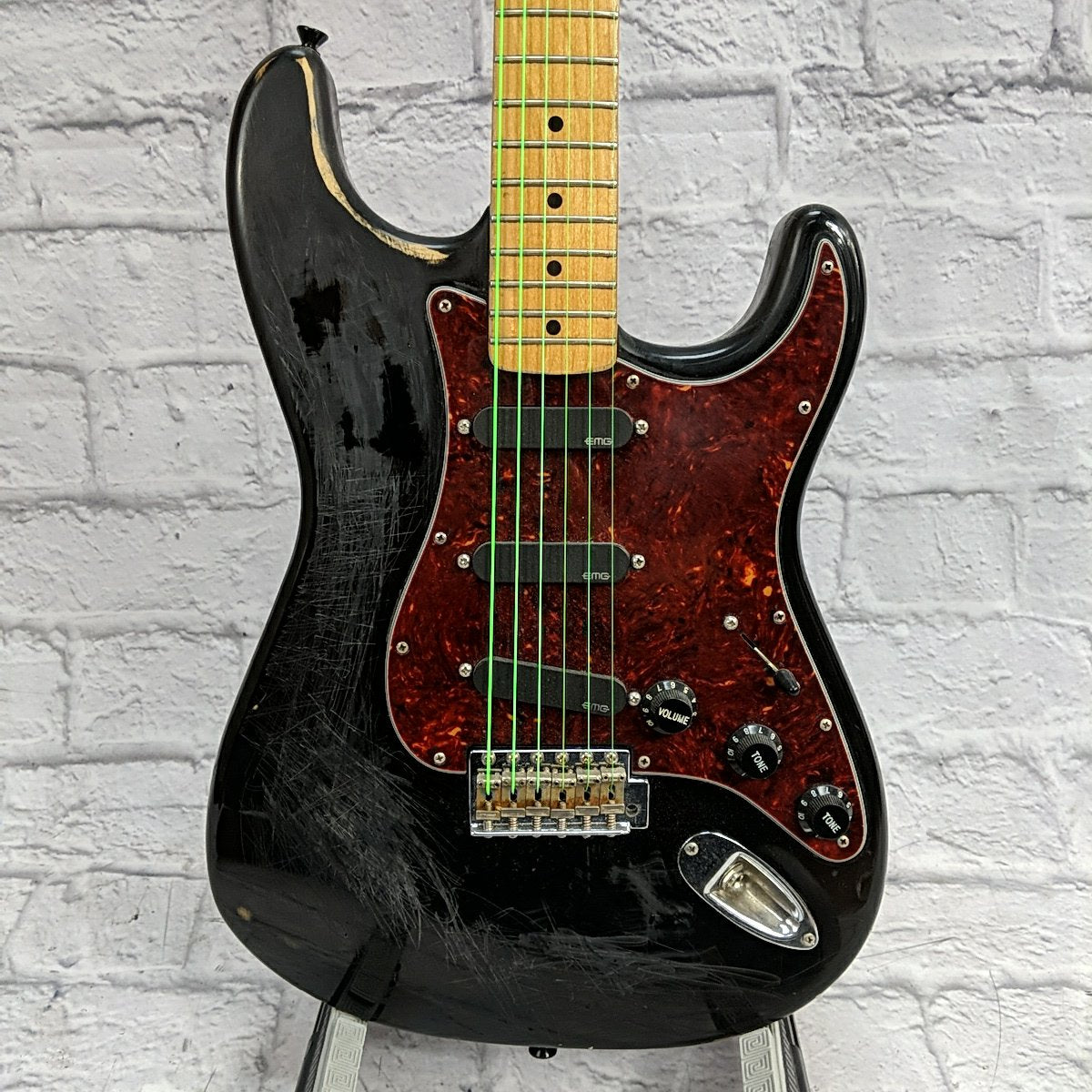 □ Fender Tokai GOLDSTAR SOUND エレキギター - ギター