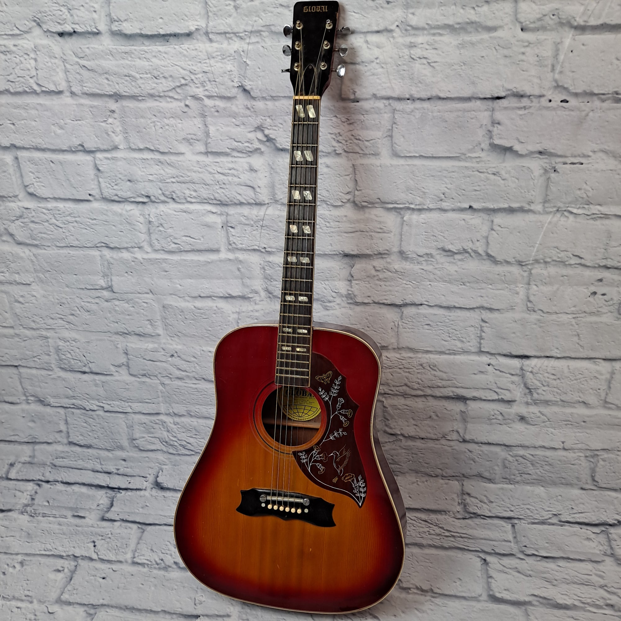 Global acoustic humming bird