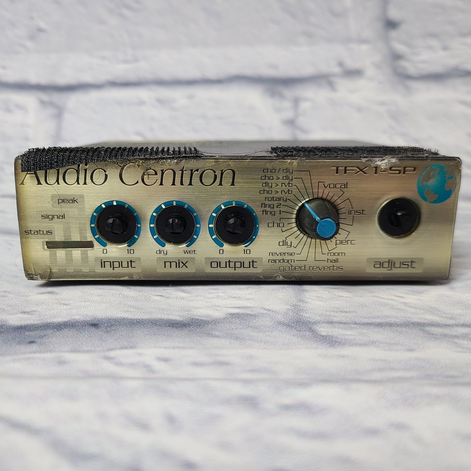 Audio Centron TFX 1-SP Multi Effects Reverb/Delay/Modulation Unit