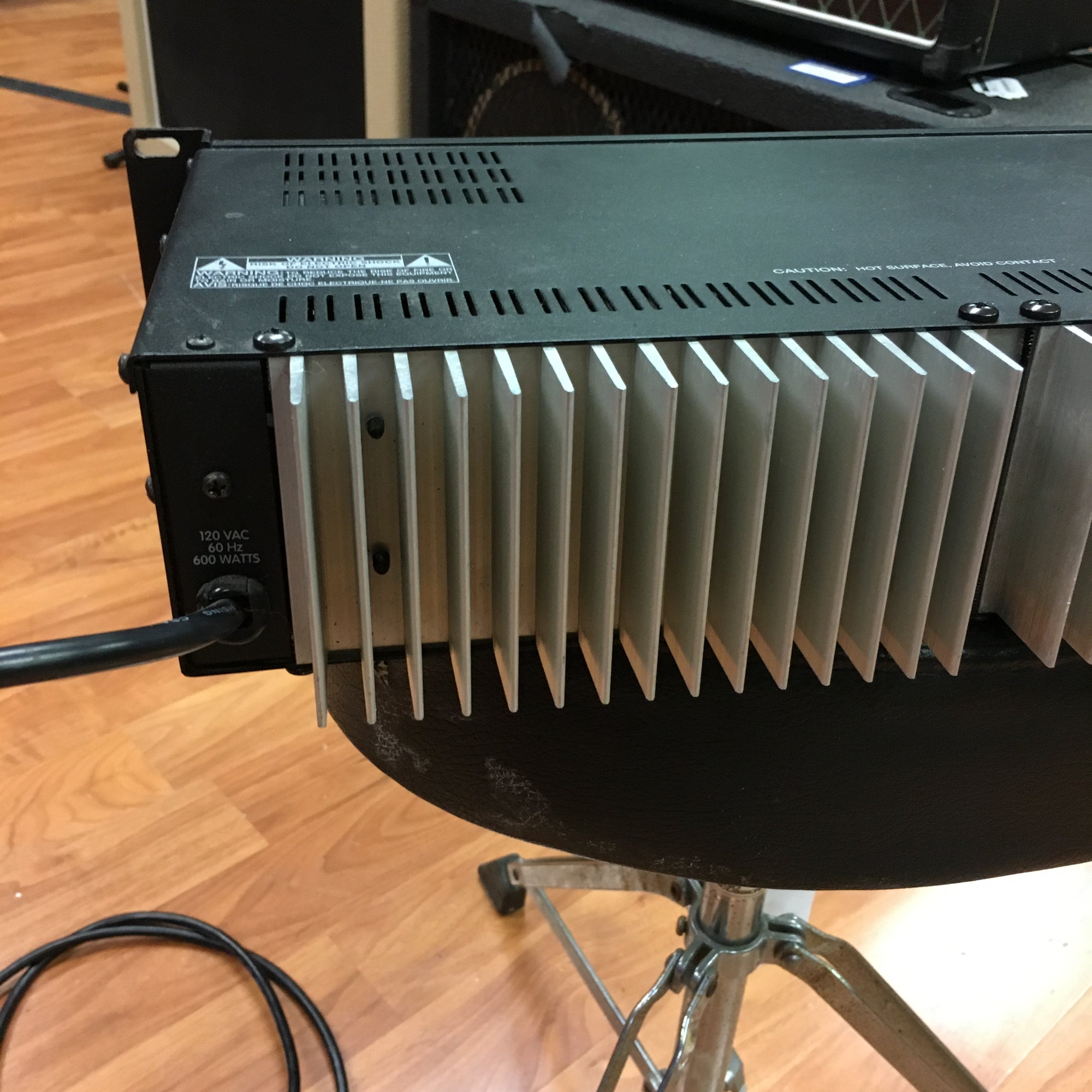 Peavey PV260 Power Amp