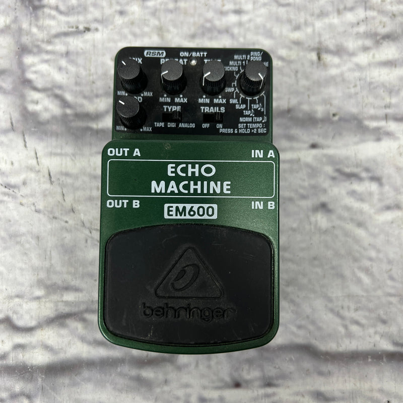Behringer Echo Machine Delay Pedal - Evolution Music