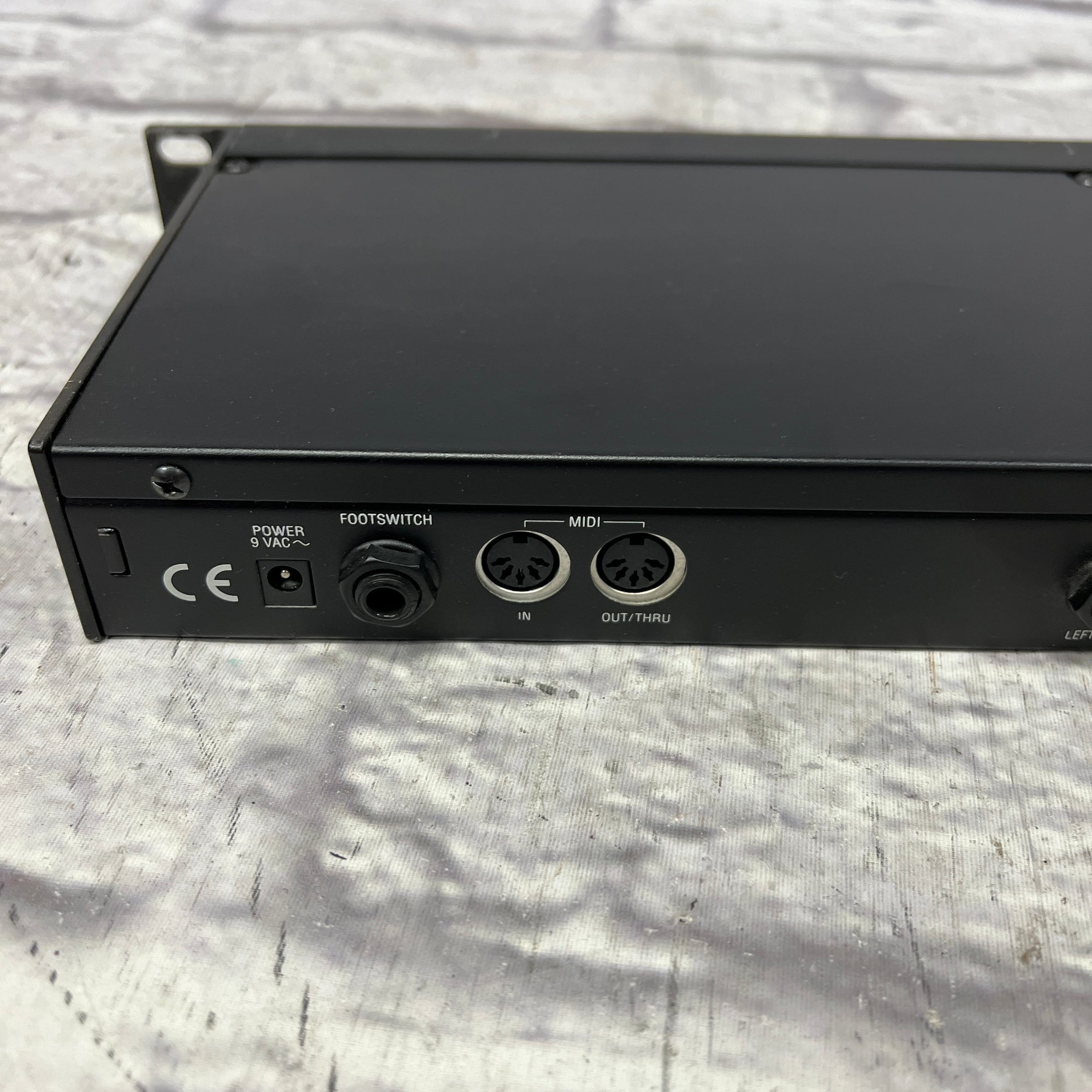 Alesis midiverb4 Rack Unit